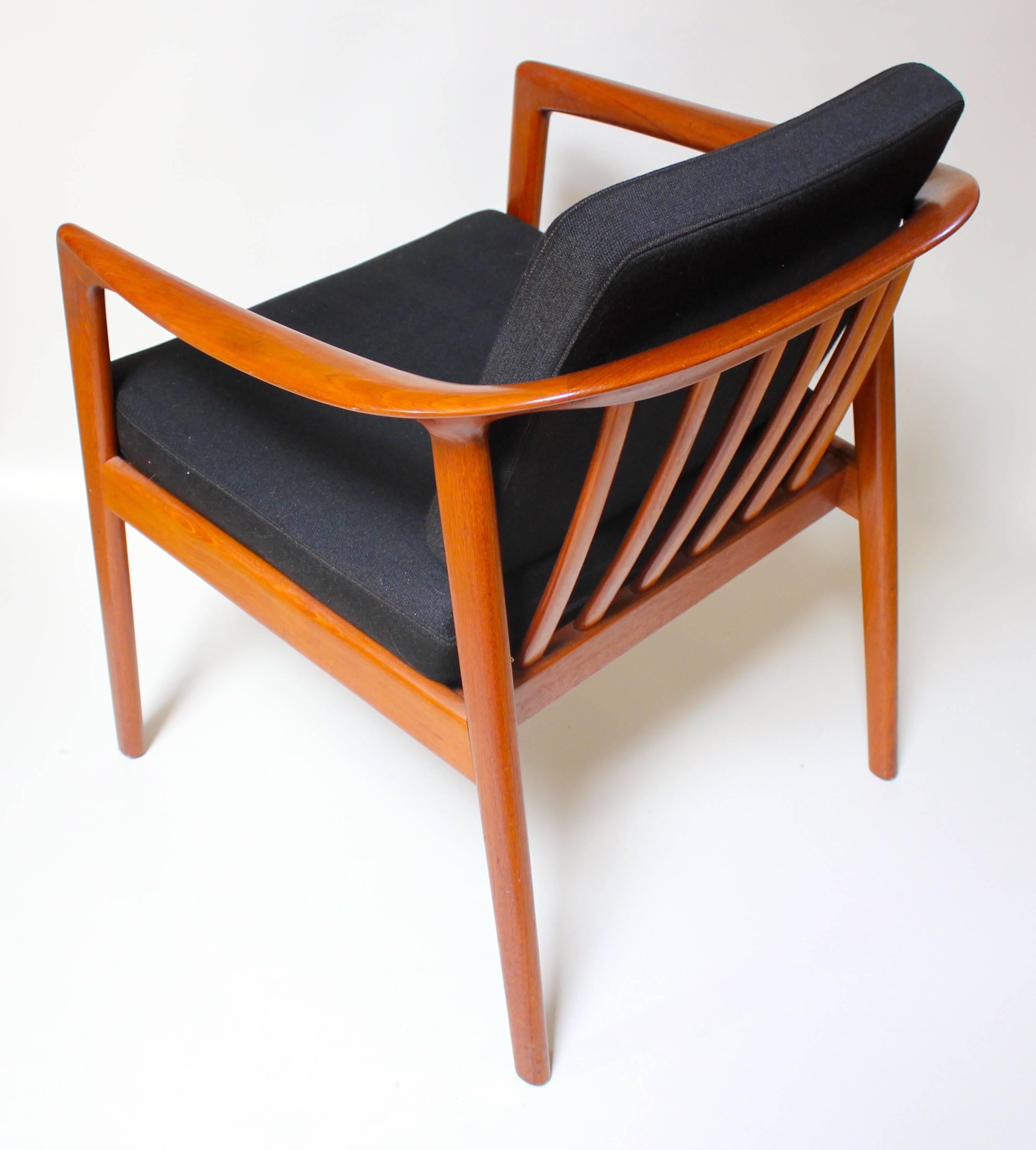Scandinavian Modern 1960s Danish Lounge Chair by Folke Ohlsson for DUX