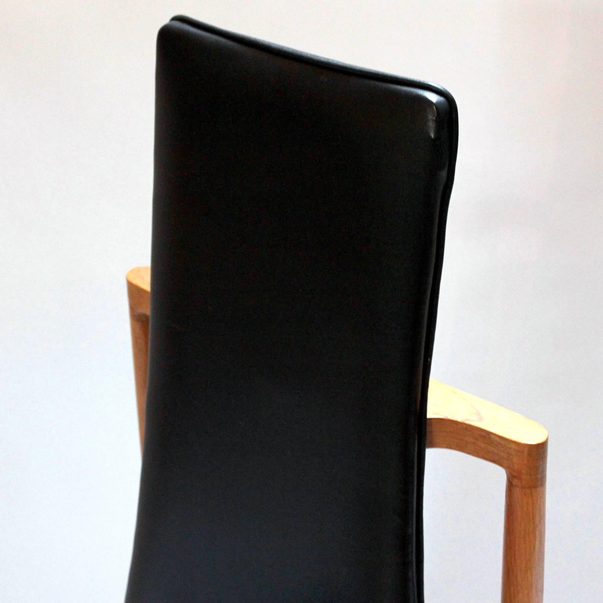Set of Four Danish Modern Teak and Black Vinyl Tall-Back Dining Chairs For Sale 4
