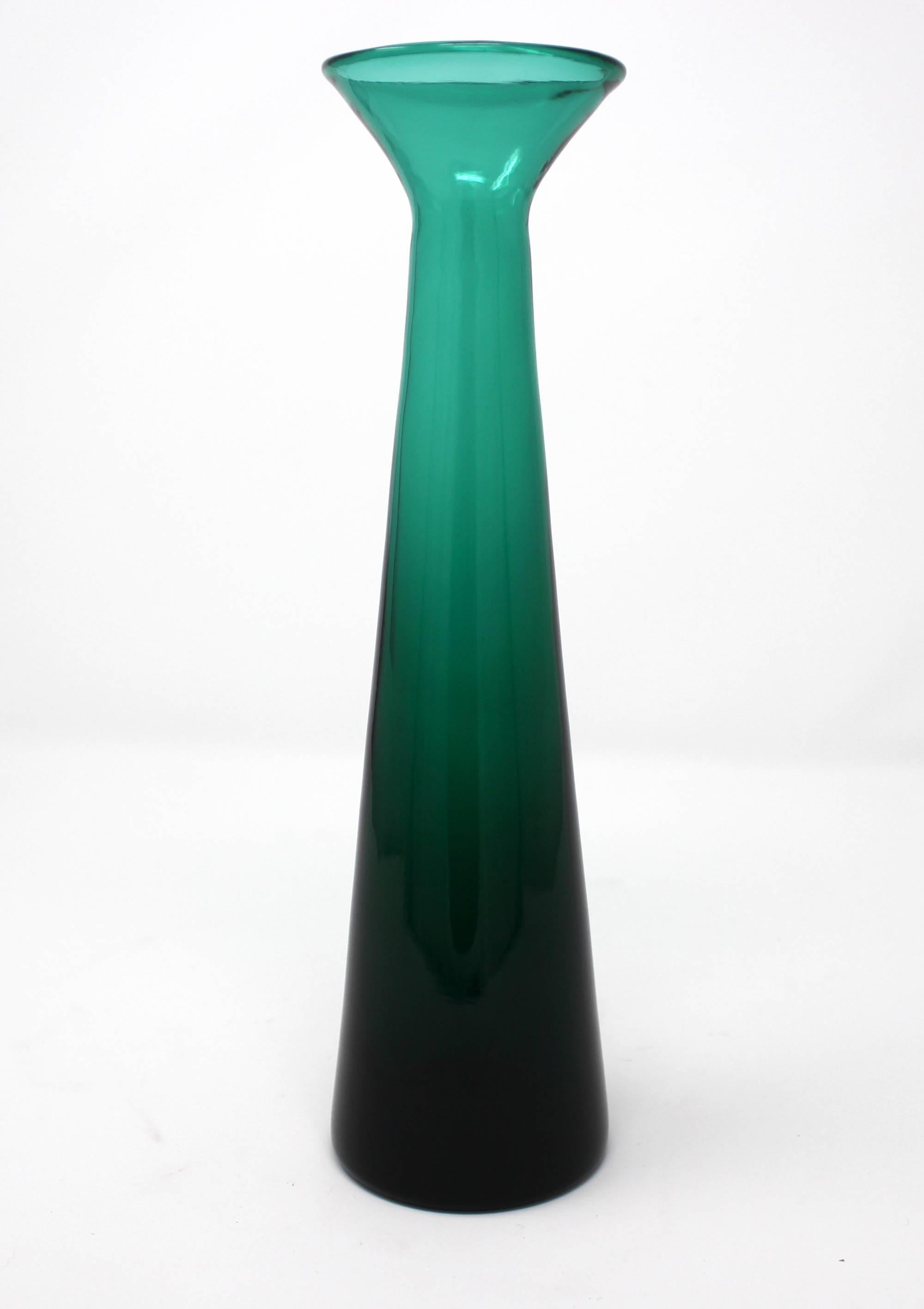Mid-20th Century 1960s Green Art Glass Vase by Blenko