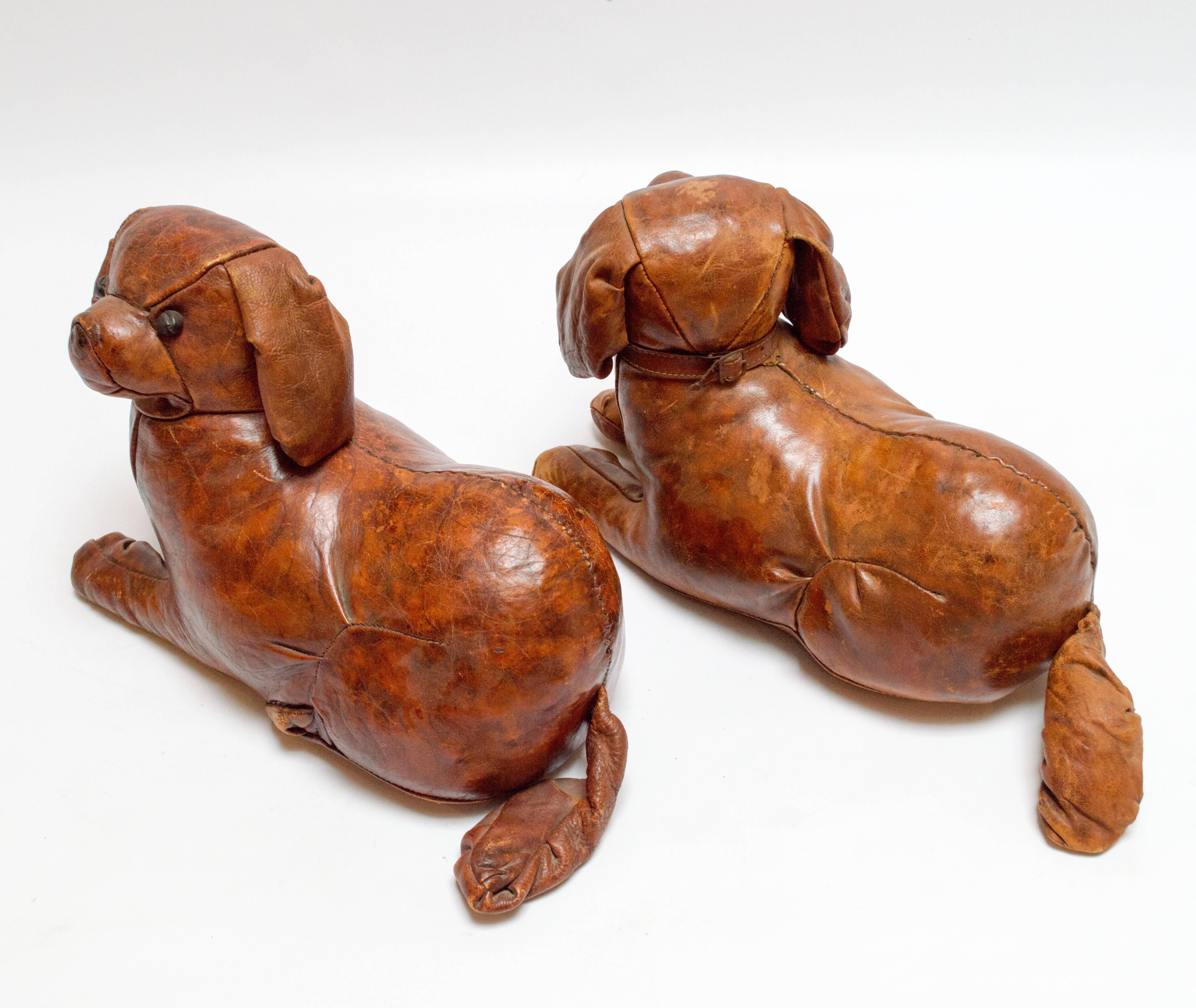 Pair of Leather King Charles Spaniels by Omersa for Abercrombie & Fitch, 1950 In Good Condition For Sale In Sacramento, CA