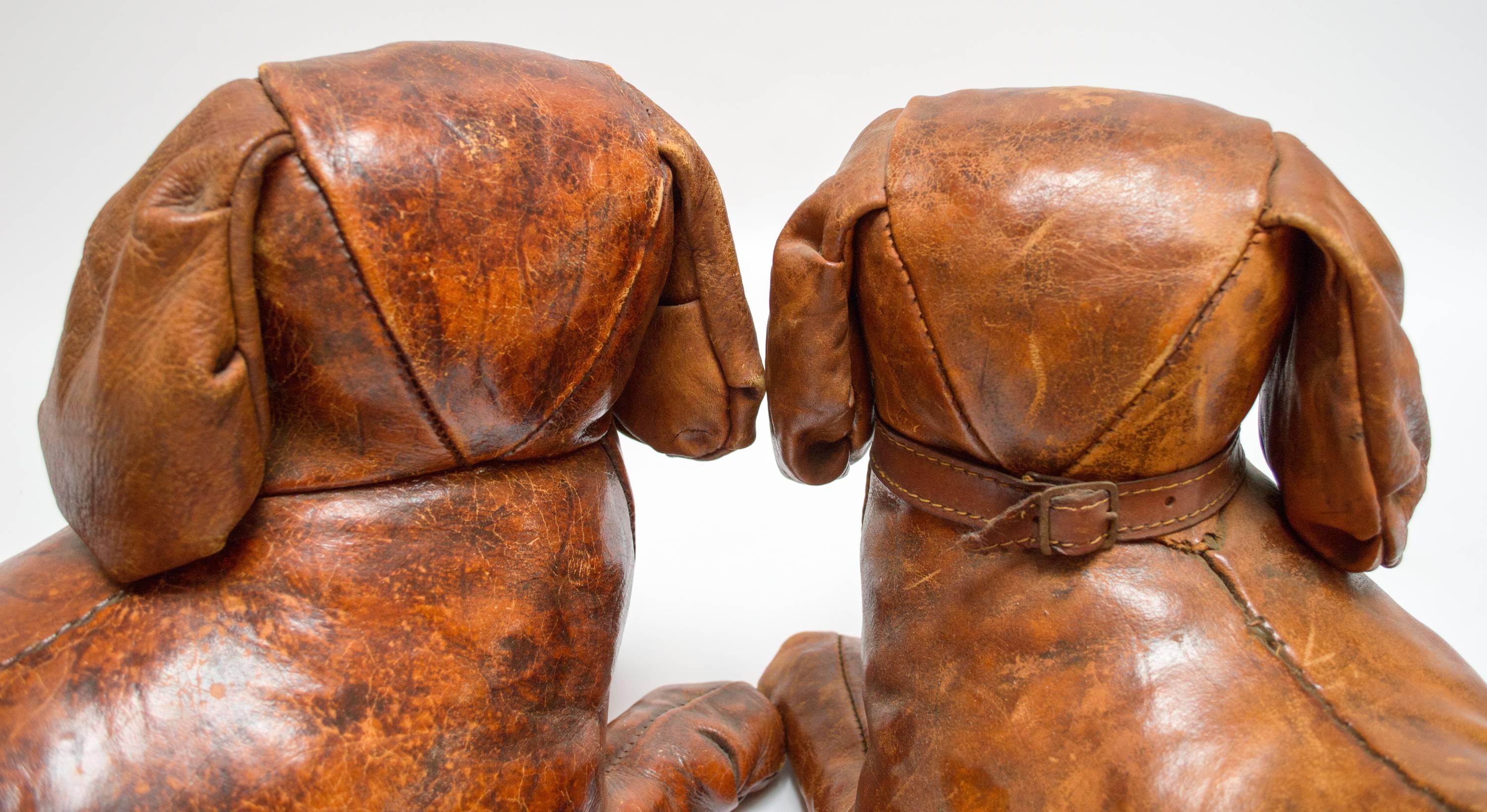 Pair of Leather King Charles Spaniels by Omersa for Abercrombie & Fitch, 1950 For Sale 3