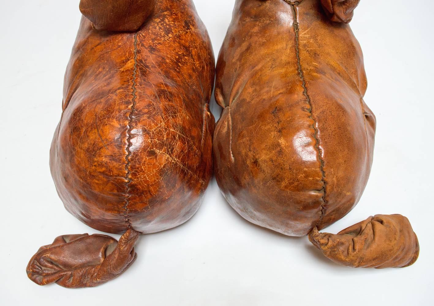 Mid-20th Century Pair of Leather King Charles Spaniels by Omersa for Abercrombie & Fitch, 1950 For Sale