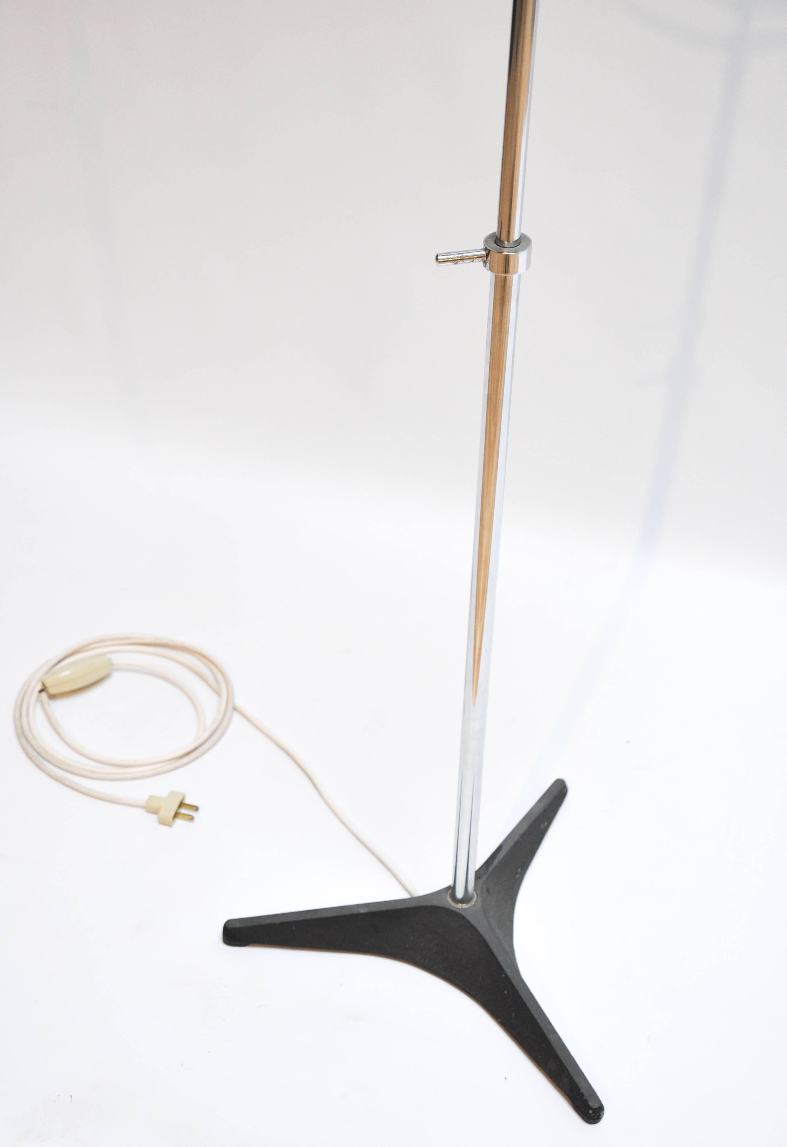 1960s Adjustable Globe Floor Lamp by Frank Ligtelijn for RAAK 1
