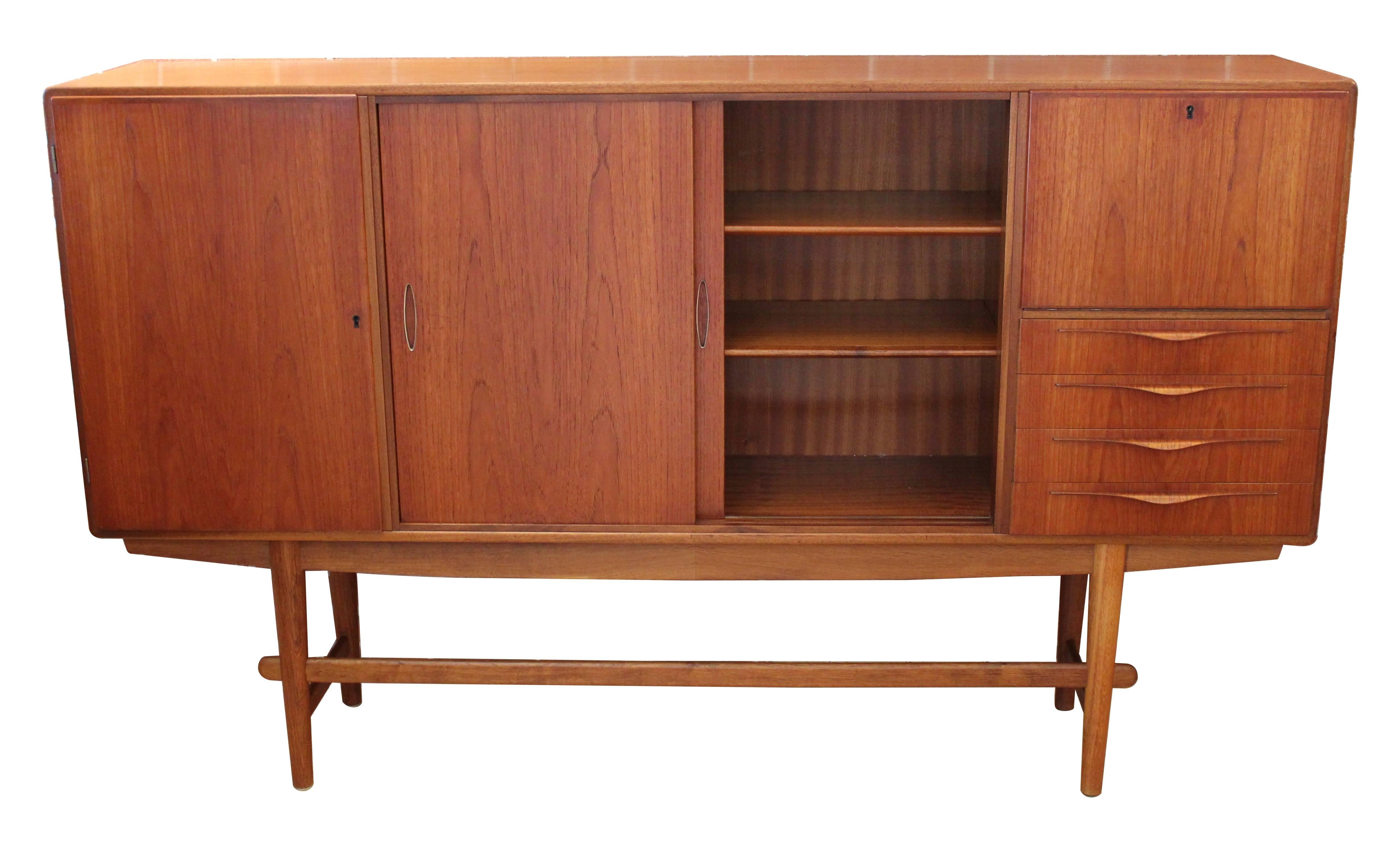 1950s Teak Sideboard by Illum Wikkelso for Holger Christiansen In Excellent Condition In Sacramento, CA