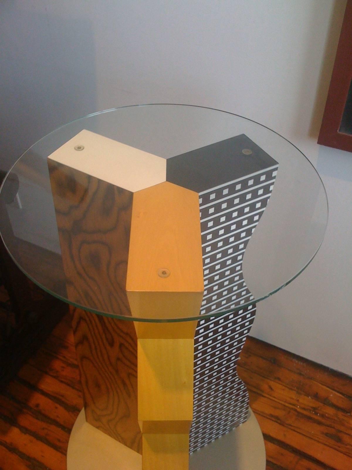 Post-Modern IVORY Pedestal and Side Table by Ettore Sottsass for Memphis Milano For Sale