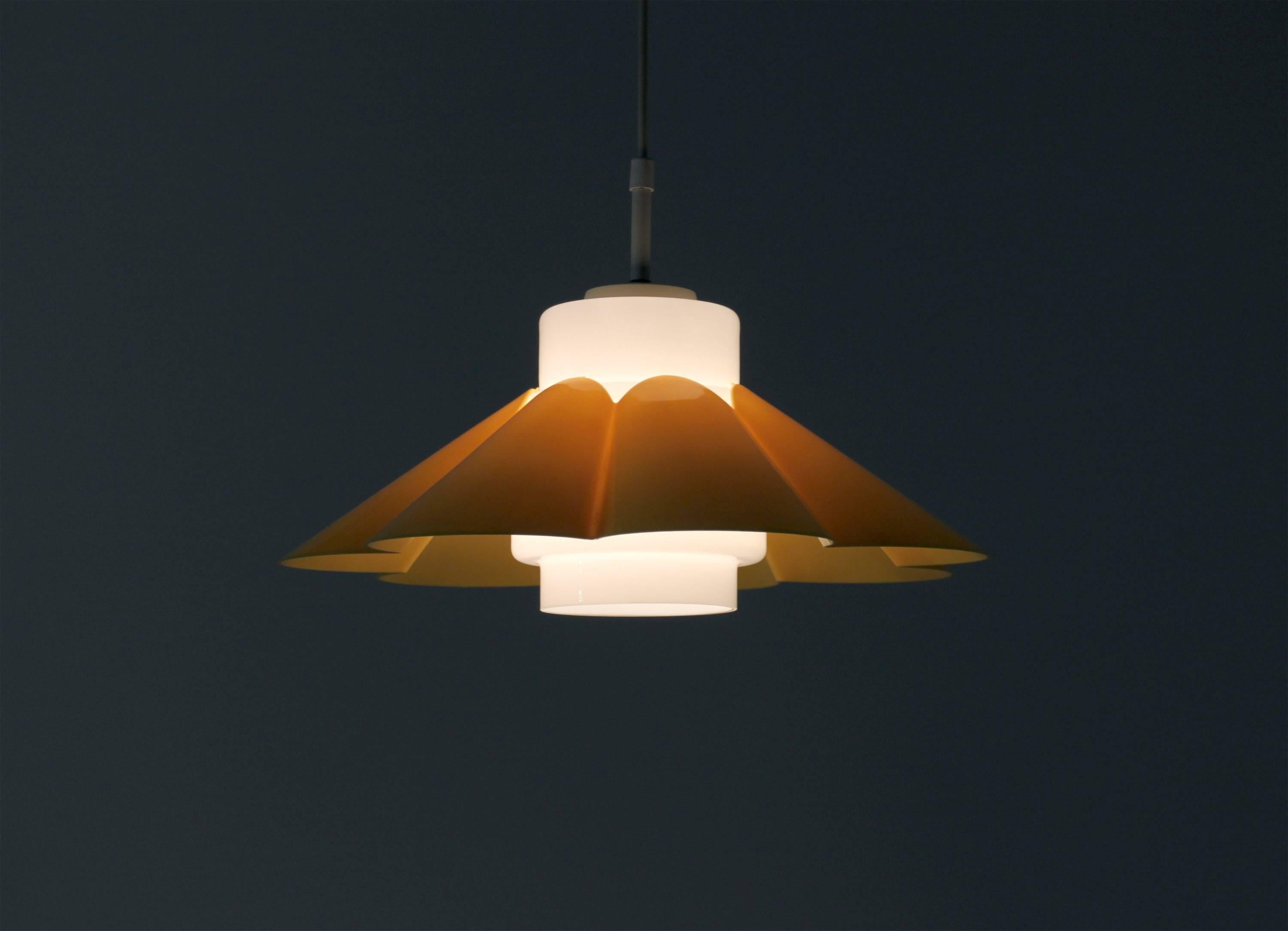 Refreshing Scandinavian Mid-Century Ceiling Light, 1970s In Excellent Condition For Sale In Oslo, NO