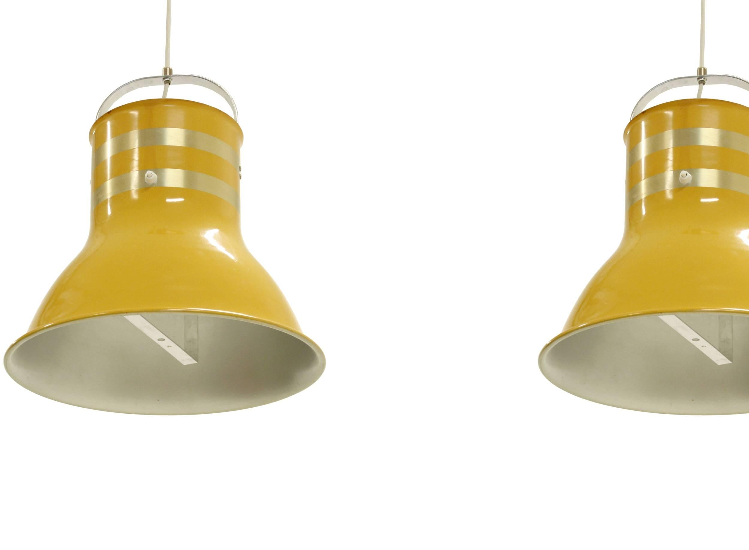 Refreshing pair of ceiling lights in painted aluminium. Designed by Per Sundstedt and made in Sweden by Kosta AB from ca 1970s first half. Both lamps have been rewired and a fully working. They are in excellent vintage condition. 