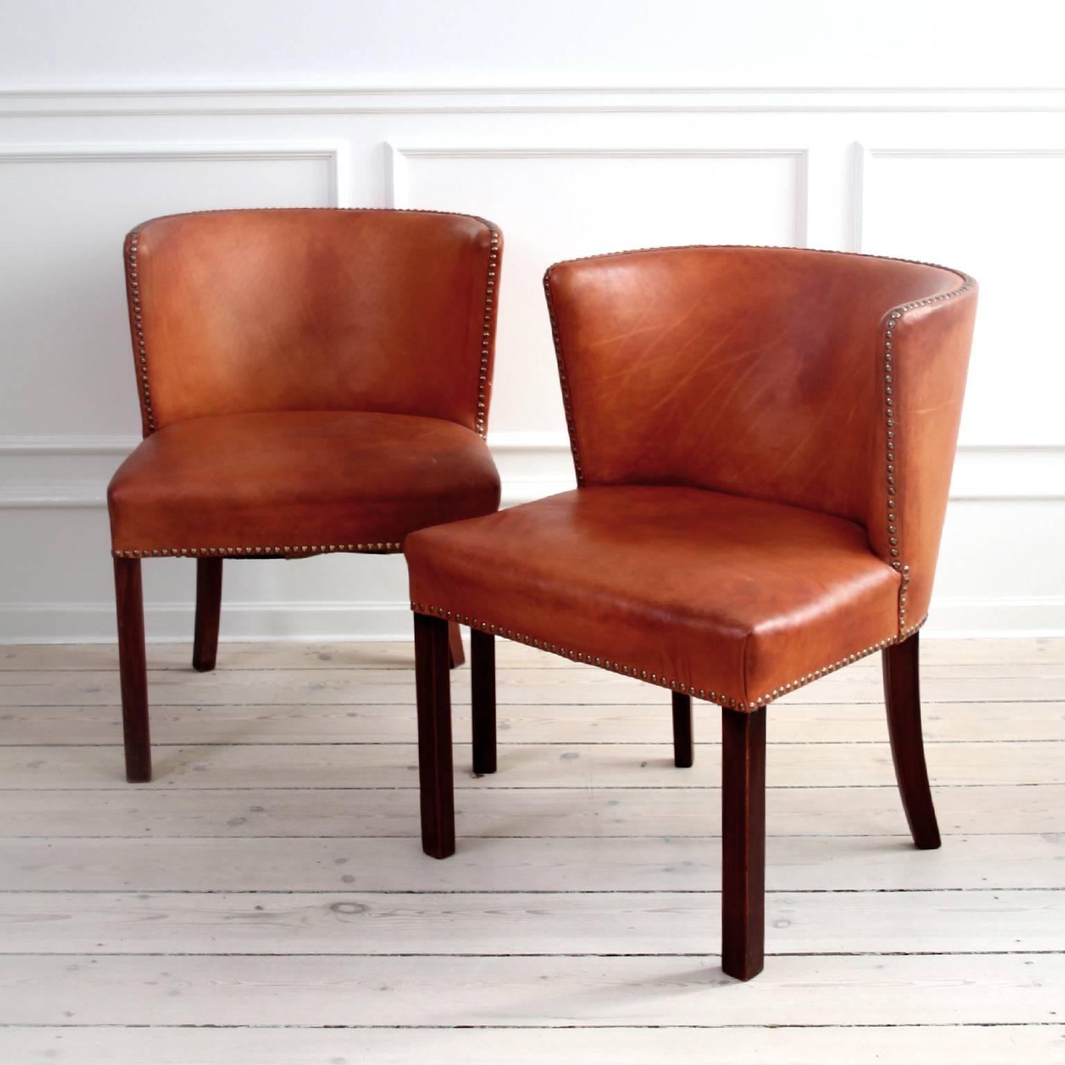 Frits Henningsen Pair of Chairs in Patinated Leather 1930s In Good Condition In Copenhagen, DK