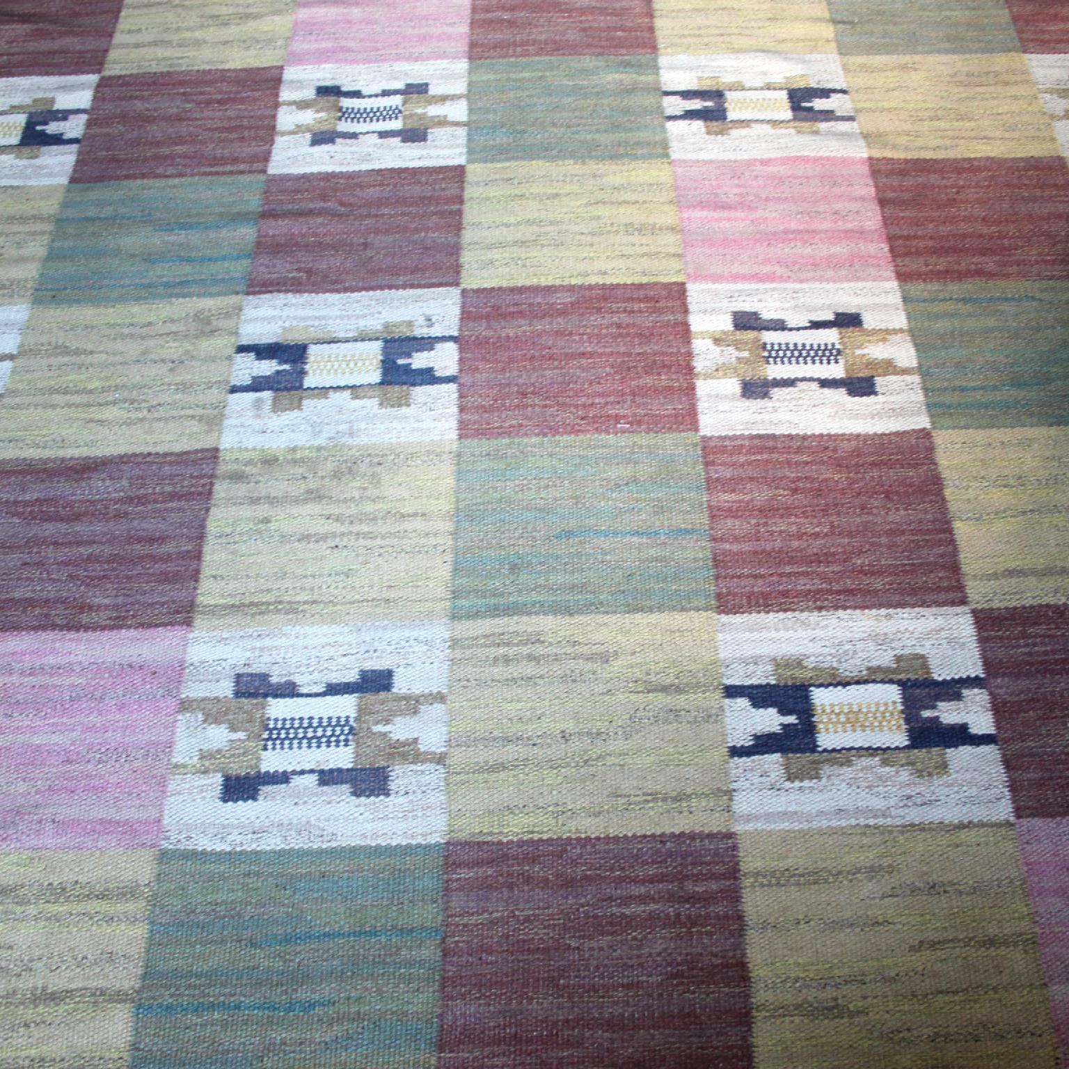 Hand-Woven Large and Early Märta Måås-Fjetterström Flat-Weave Carpet 