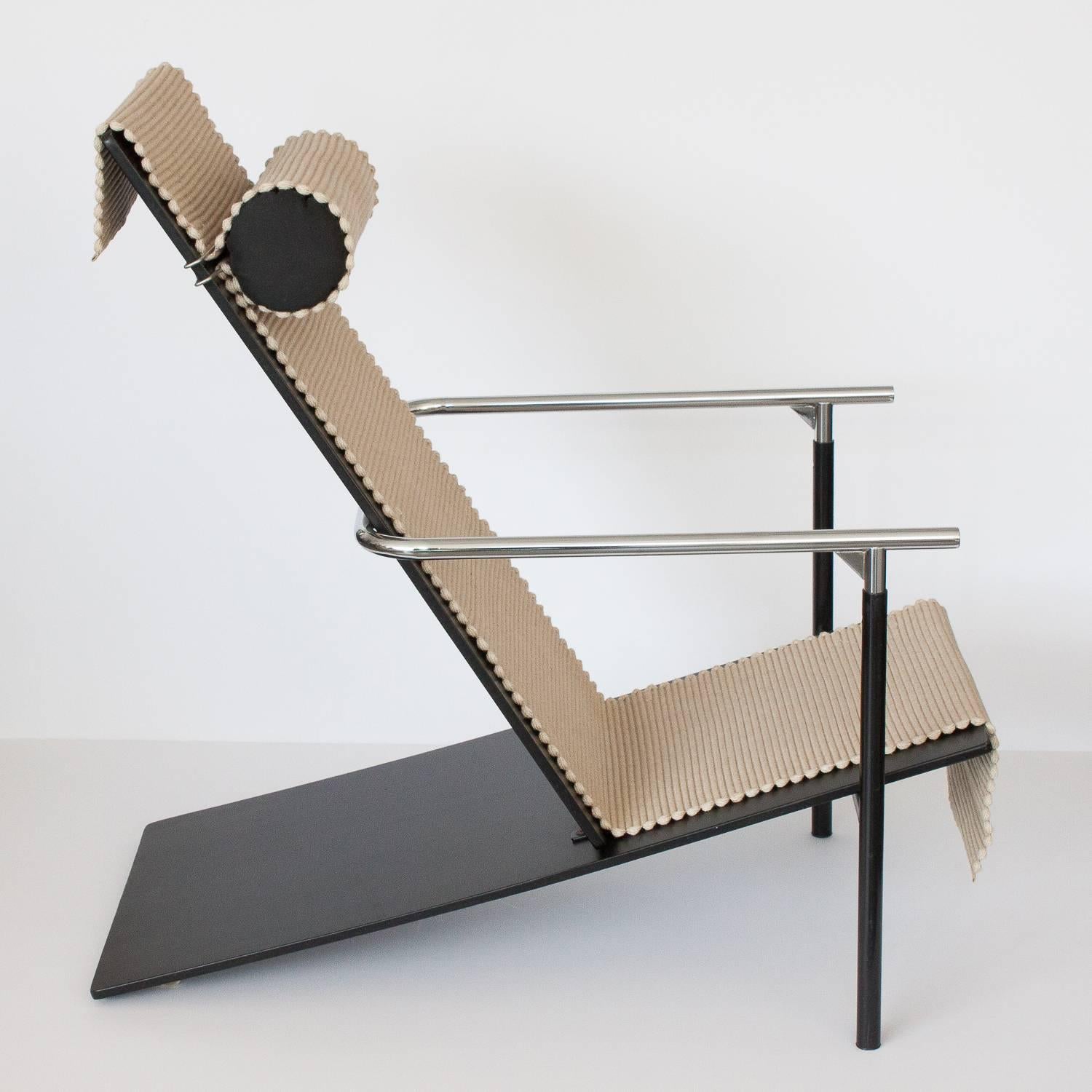 The Inna armchair designed in 1982 by student designer Pentti Hakala. Produced by Inno-tuote Oy, Finland. This Minimalist chair was designed to be assembled by the buyer. The materials are steel and plywood. Sprung casters on the rear of bottom