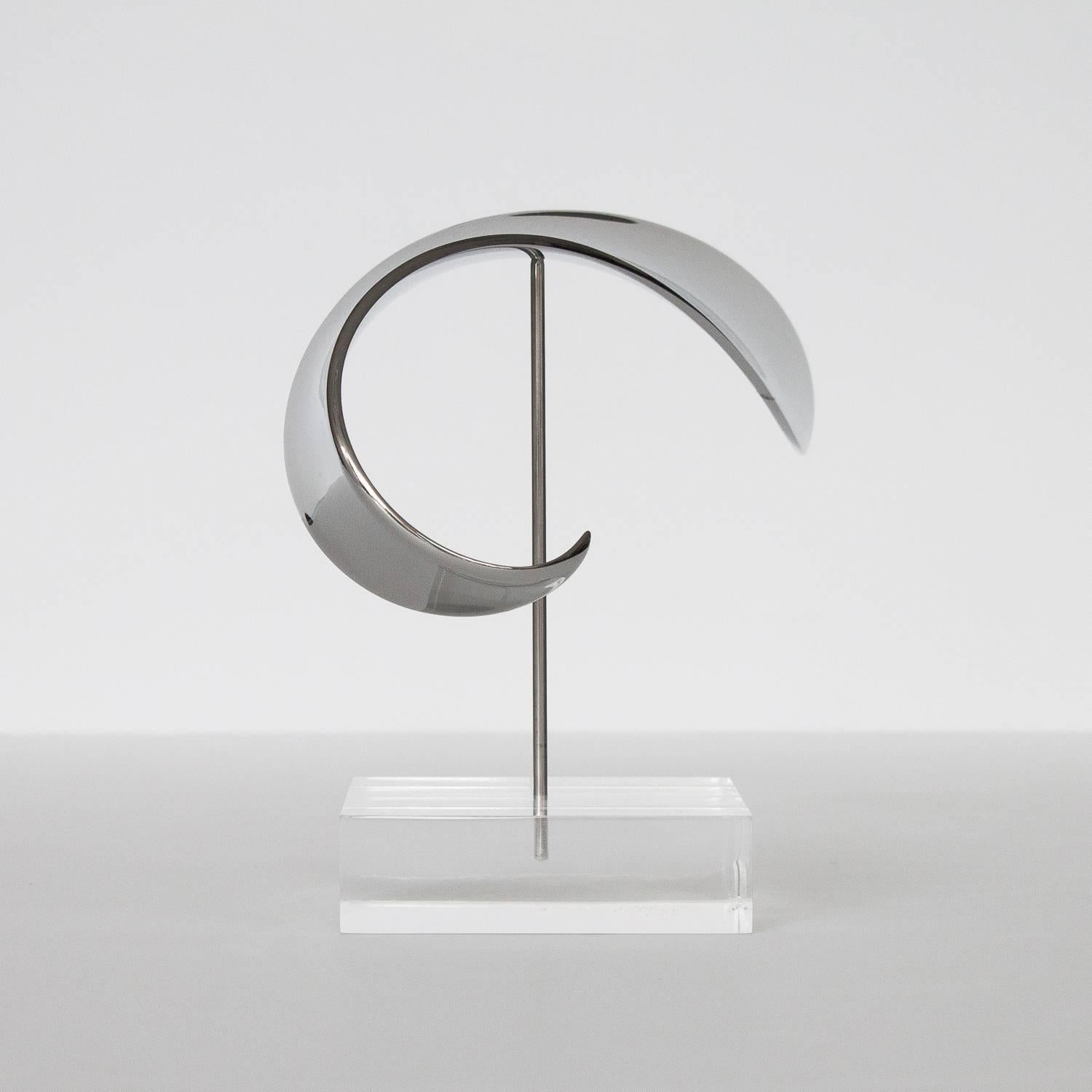 American Elijah David Herschler Polished Steel Ribbon Kinetic Sculpture