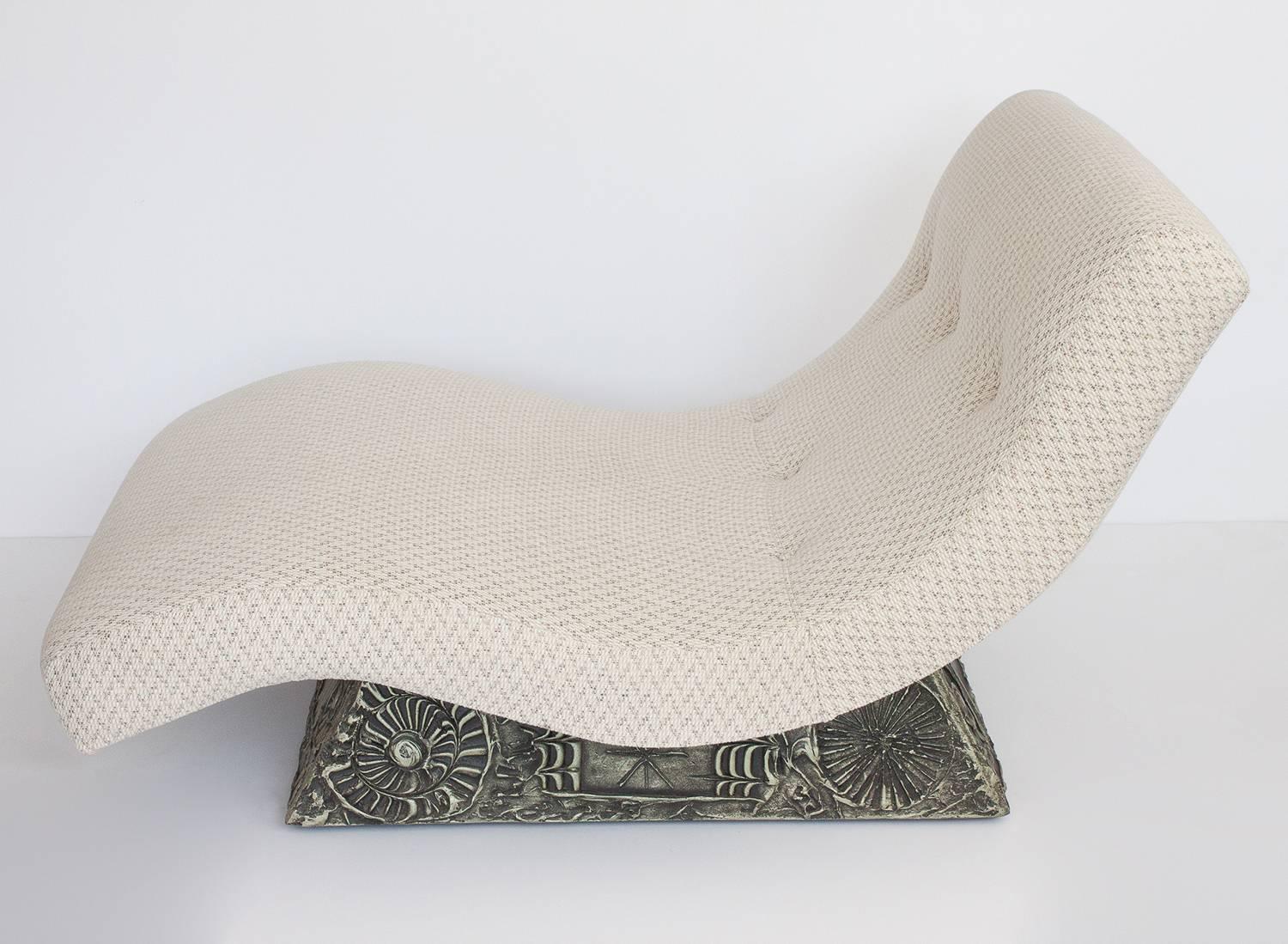 Uncommon Adrian Pearsall chaise longue with Brutalist sculpted resin base. Paying homage to Paul Evans' sculpted bronze series, this Brutalist chaise by Adrian Pearsall features an upholstered armless seat and base in abstract motifs. The base is