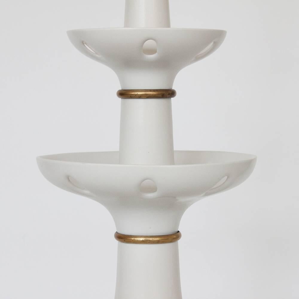 Mid-20th Century White Porcelain Table Lamp by Gerald Thurston for Lightolier