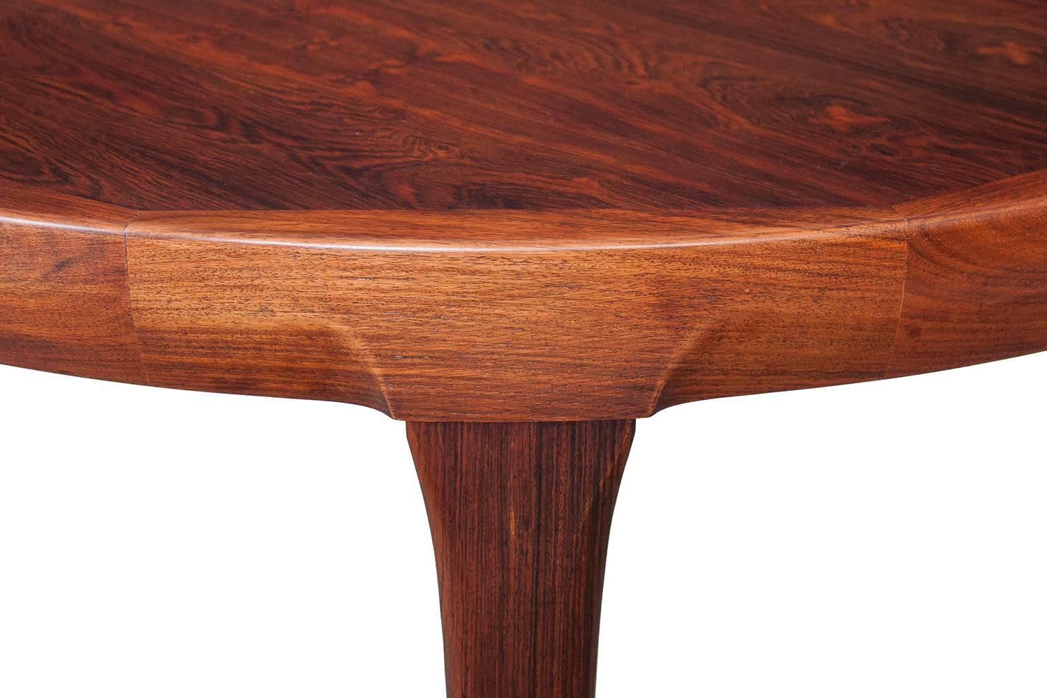 Mid-20th Century Round Rosewood Dining Table by Ib Kofod-Larsen