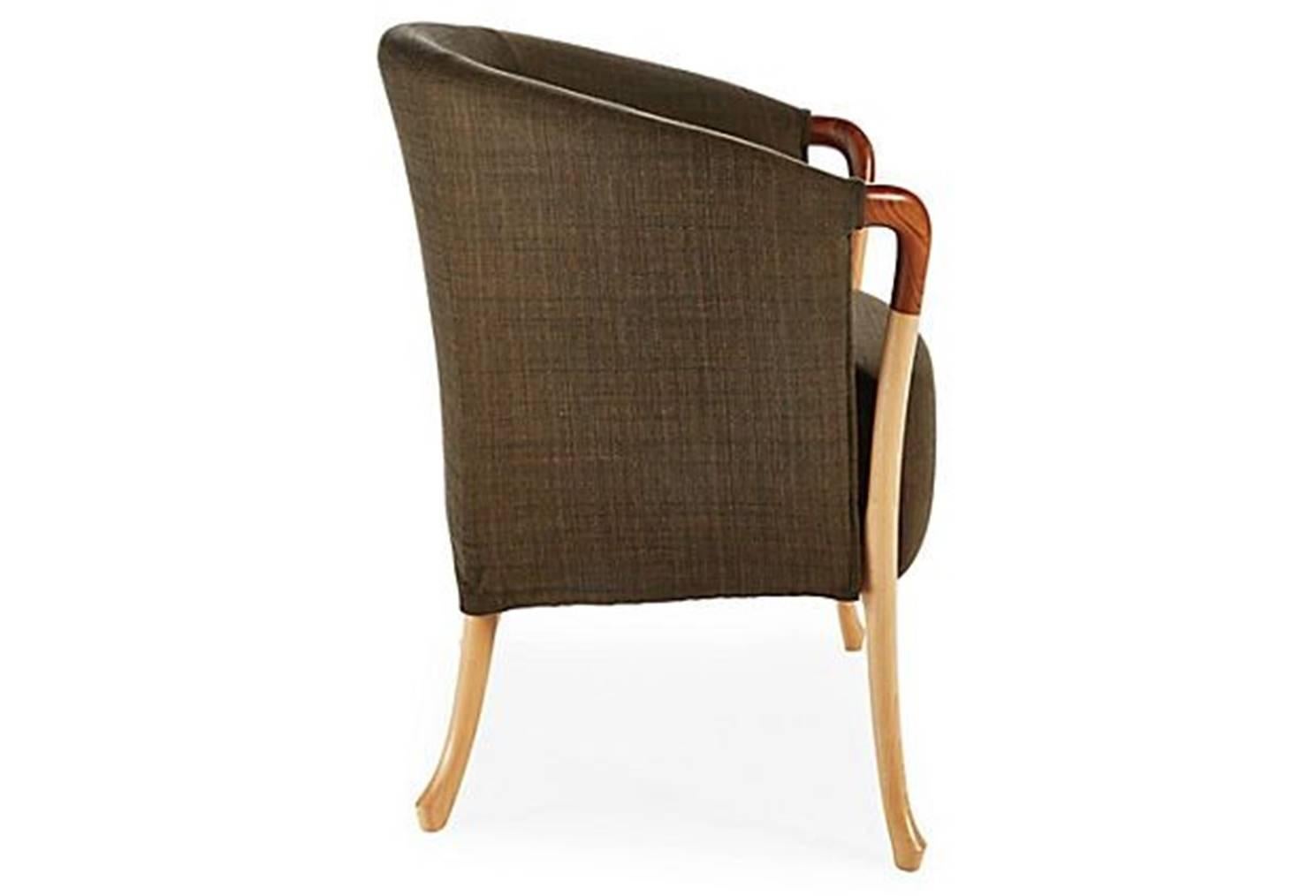 Modern Giorgetti Progetti Armchair in Fabric For Sale