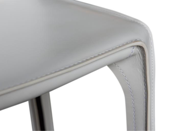Cassina Cab Chair in White Leather For Sale at 1stDibs