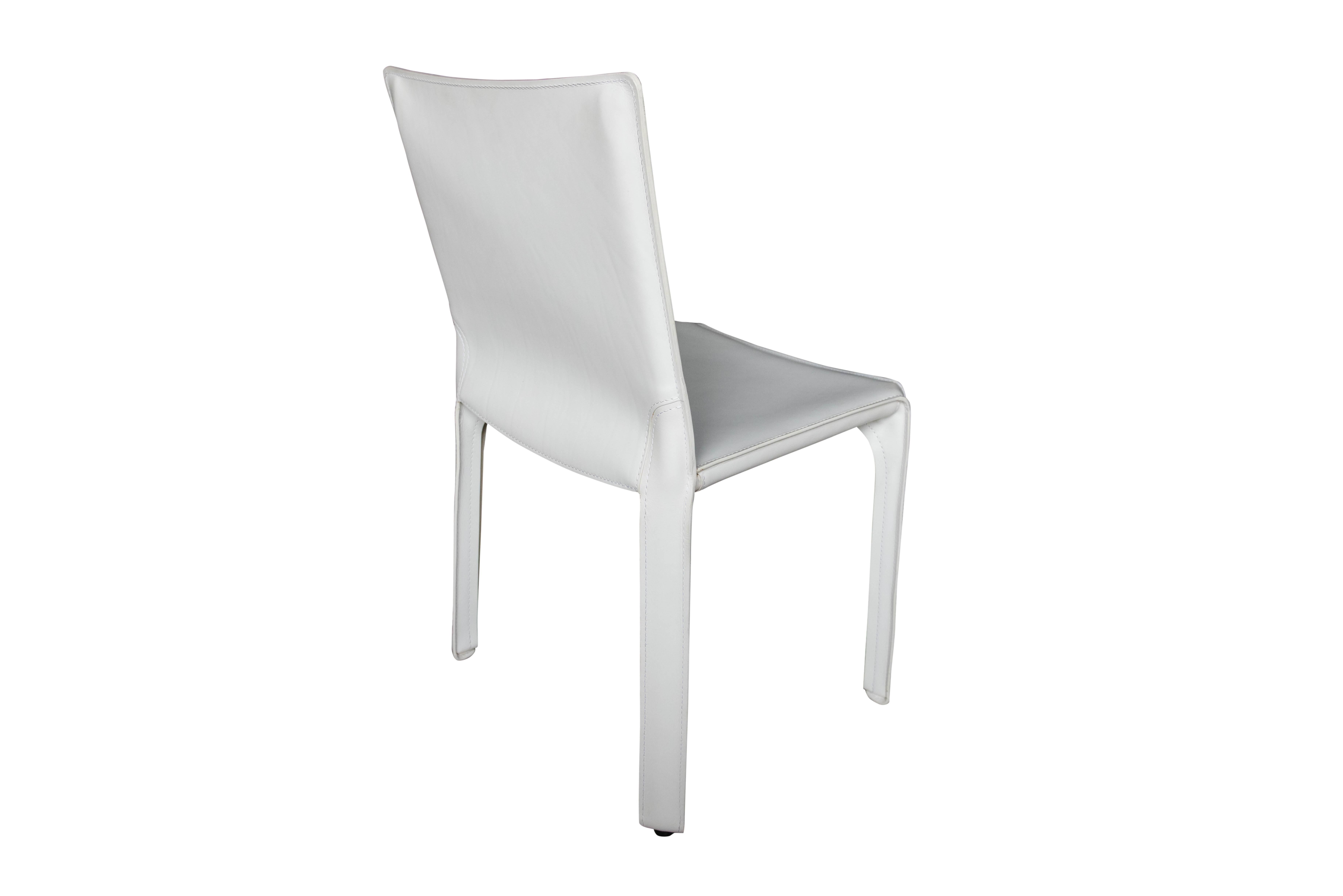 Late 20th Century Cassina Cab Chair in White Leather For Sale