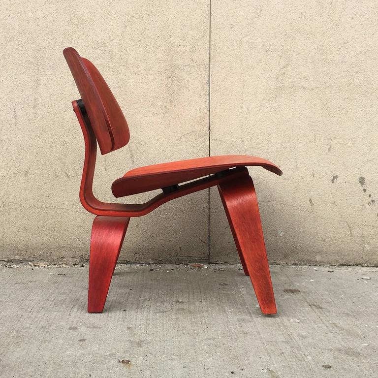 Early Eames Evans LCW Lounge Chair In Excellent Condition In Brooklyn, NY