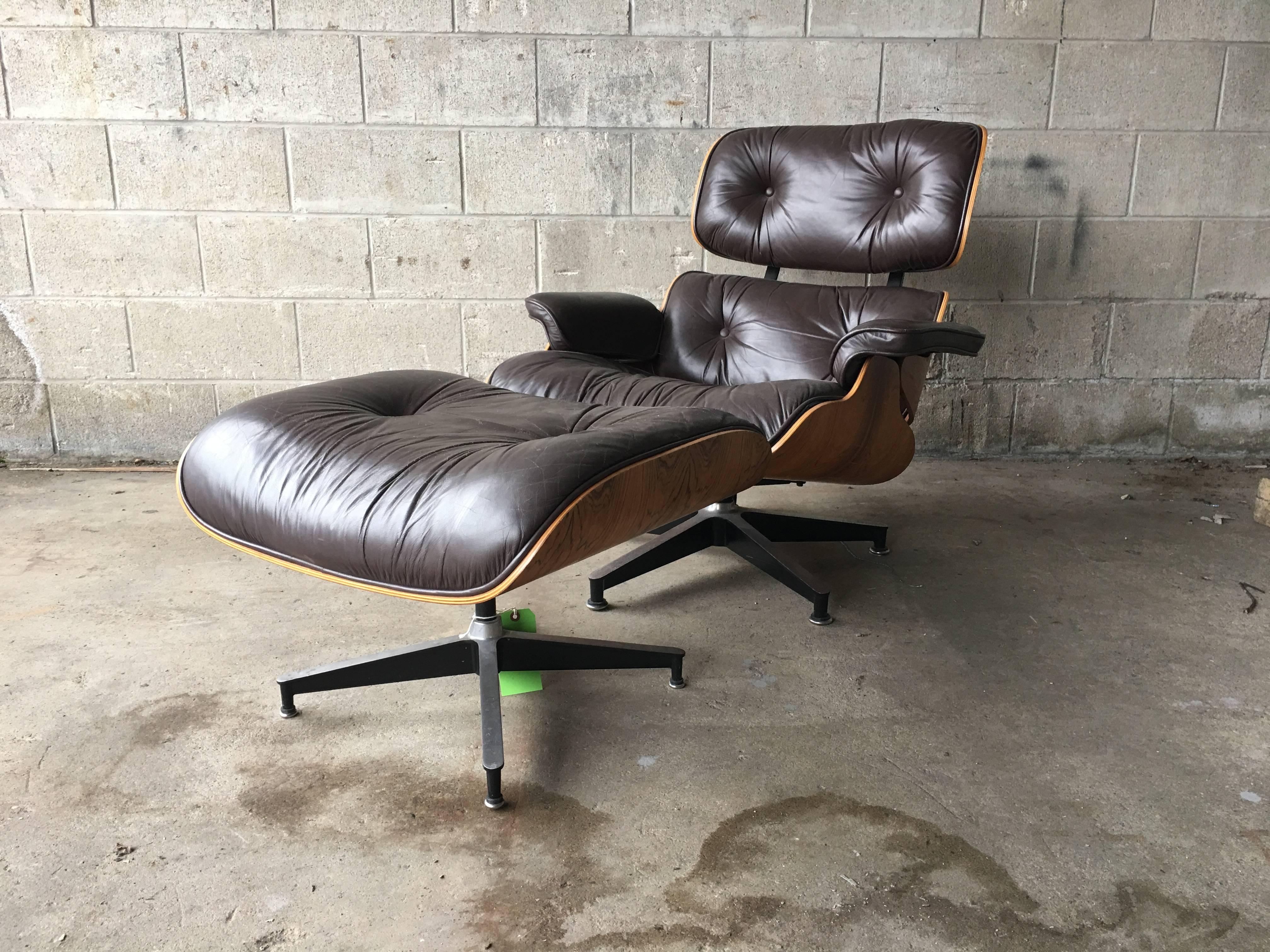 Mid-Century Modern Herman Miller Eames Rosewood Lounge and Ottoman