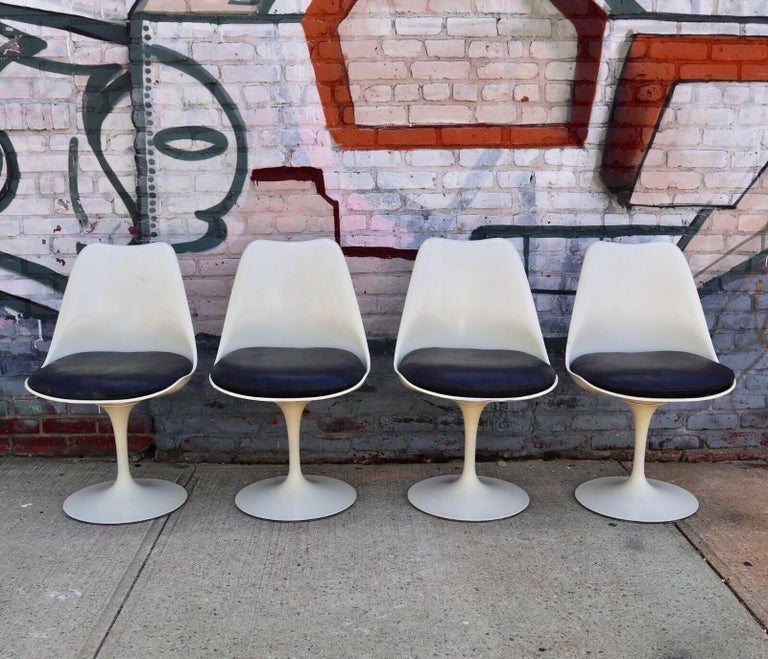 Eero Saarinen for Knoll Tulip Swivel Dining Chairs at 1stdibs