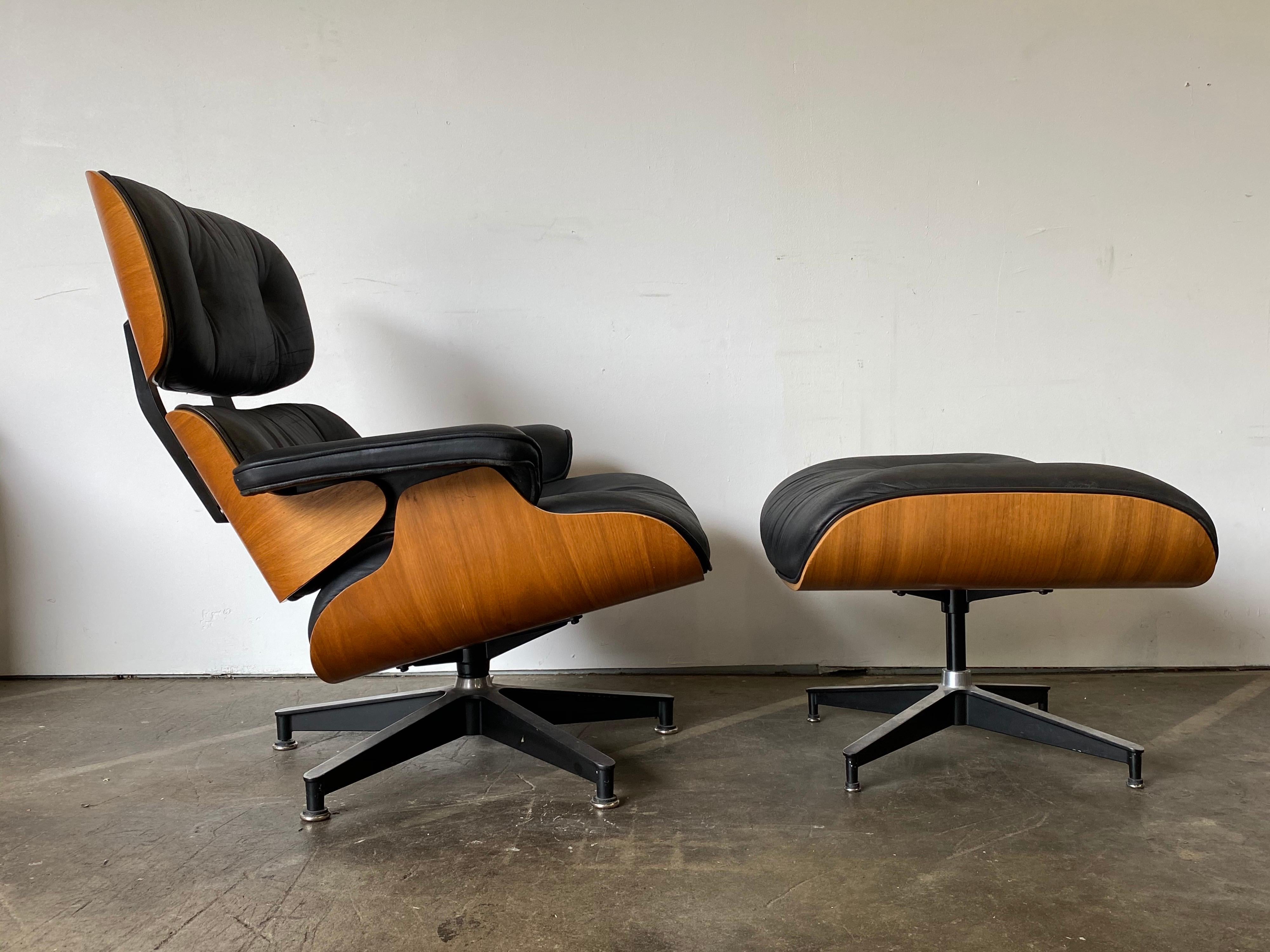 Herman Miller Eames Lounge Chair and Ottoman 8