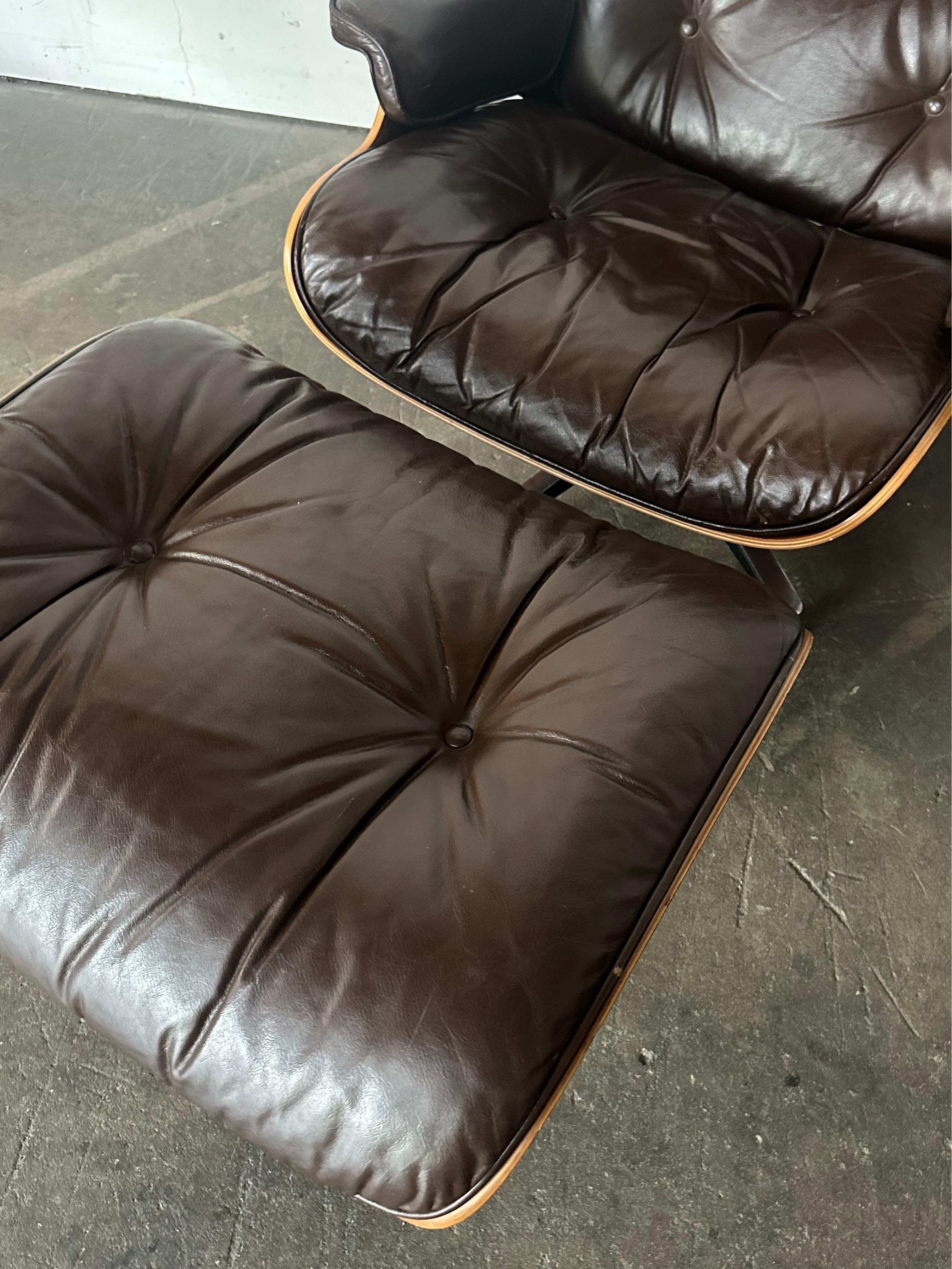 Original 1970s Herman Miller Eames Lounge Chair and Ottoman 3