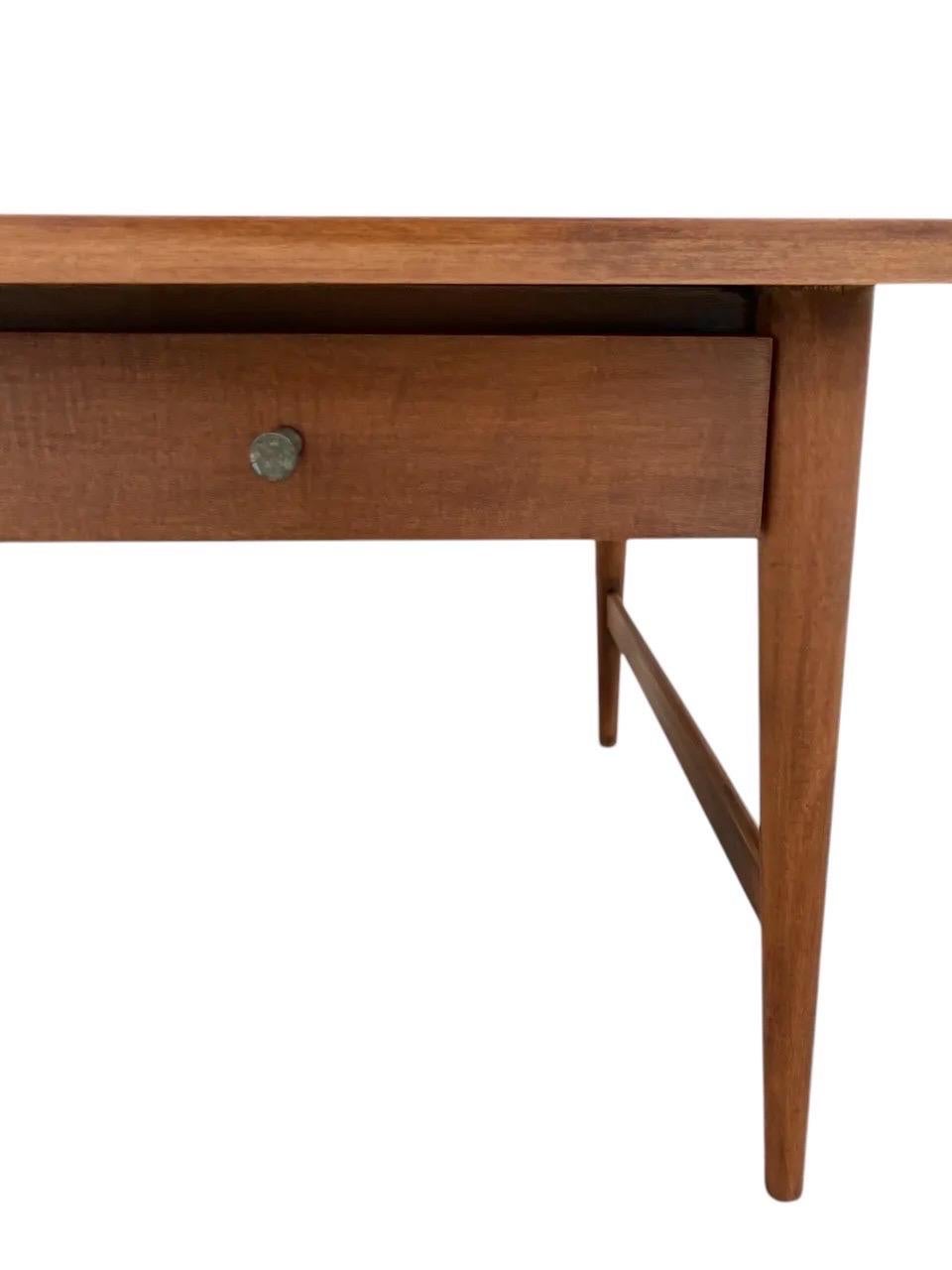 Maple Beautifully Refinished Paul McCobb Planner Group Coffee Table For Sale