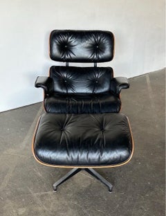 Gorgeous Restored Eames Herman Miller Lounge Chair and Ottoman