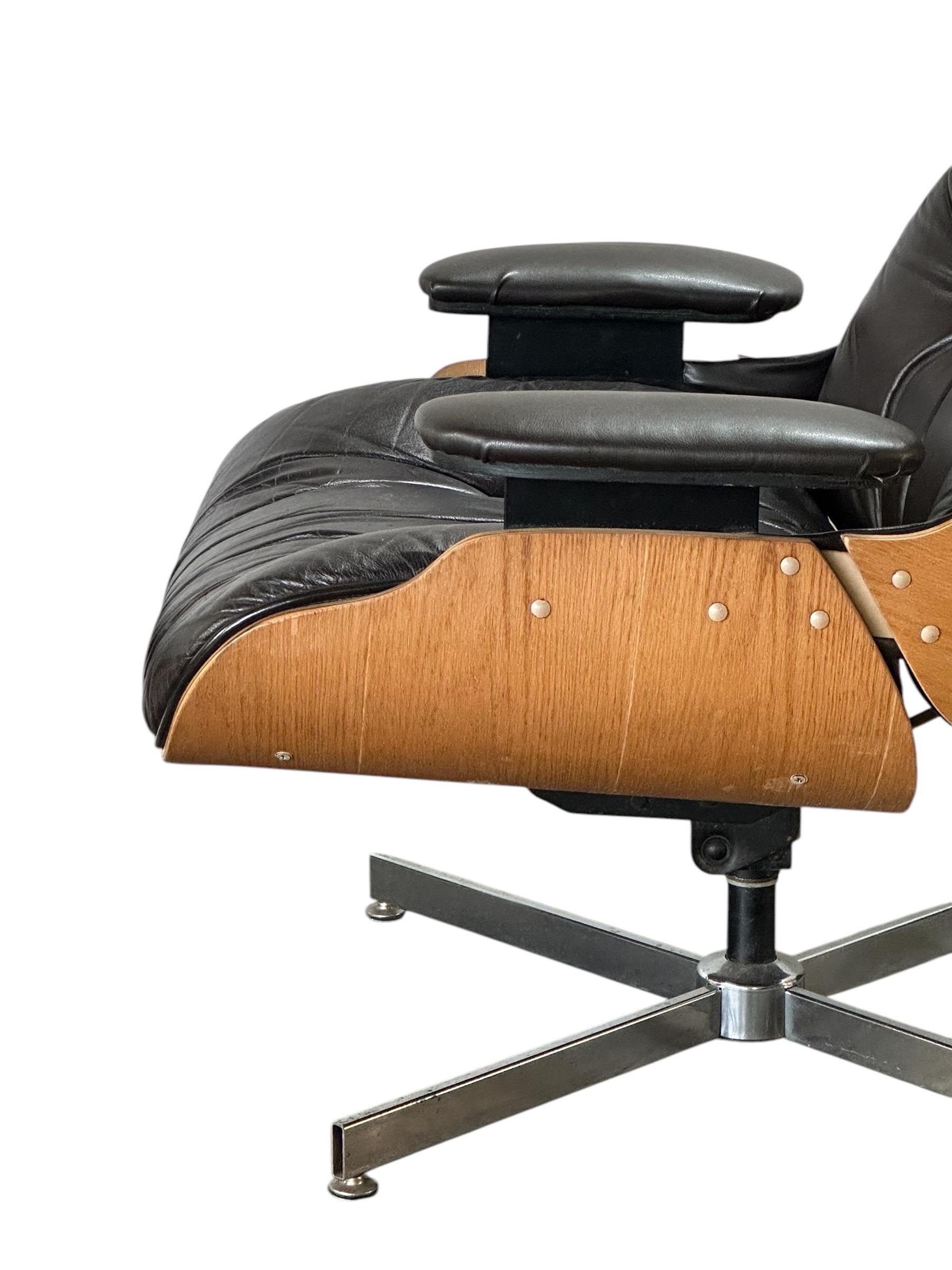Plycraft Silla Reclinable y Otomana Moderna de Mitad de Siglo según Eames Moderno de mediados de siglo