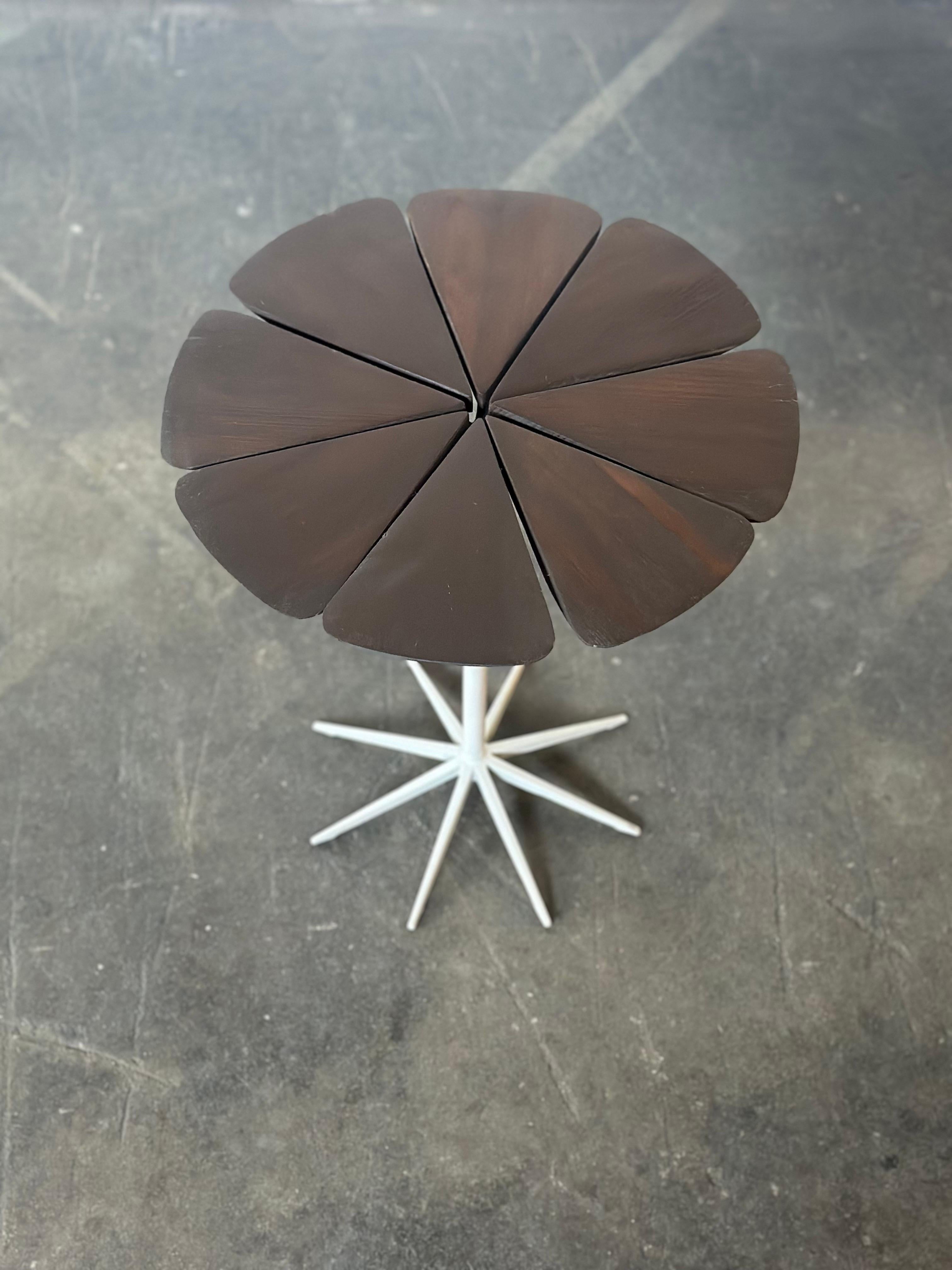 Table d'appoint Petal de Richard Schultz pour Knoll en vente 1