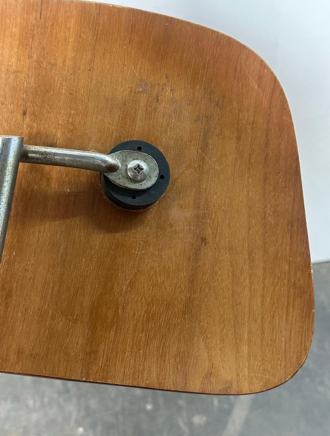 Early Eames DCM Dining Chair by Herman Miller, 1950s Edition For Sale 8