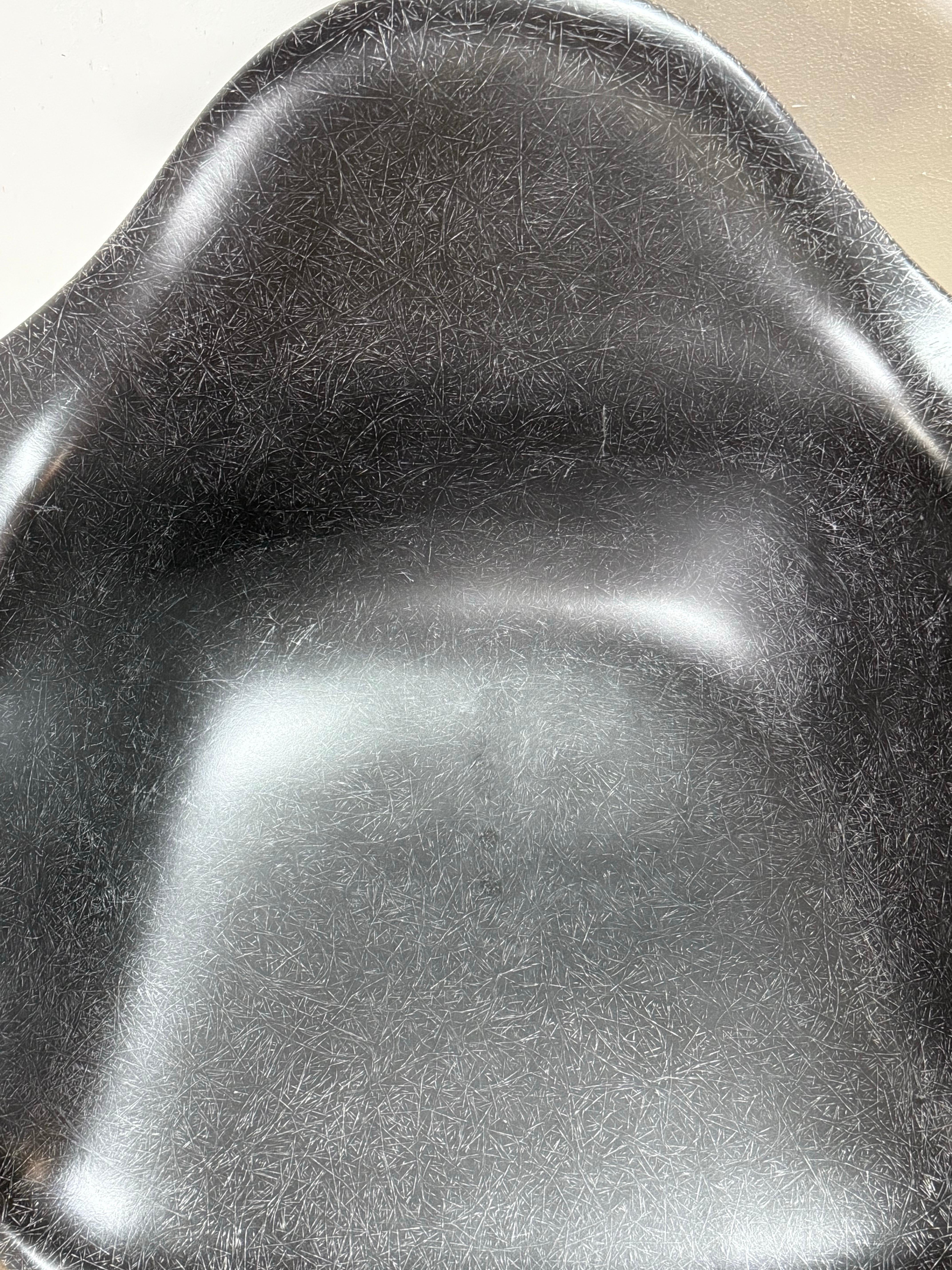 Restored Herman Miller Eames Fiberglass Rocking Chair For Sale 9