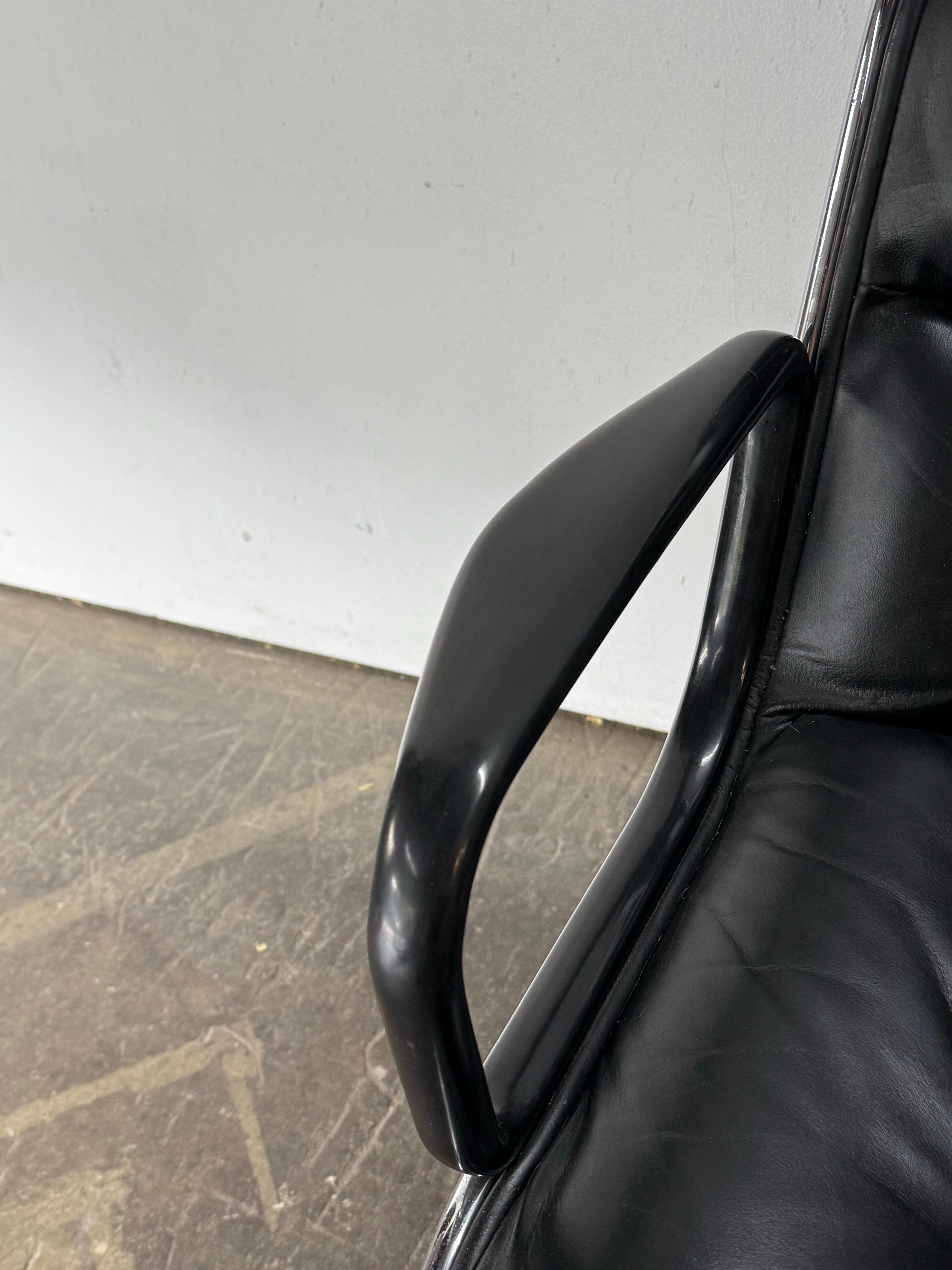 Charles Pollock Leather Desk Chair for Knoll 8