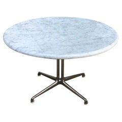 Herman Miller Eames La Fonda Couchtisch aus Carrara-Marmor