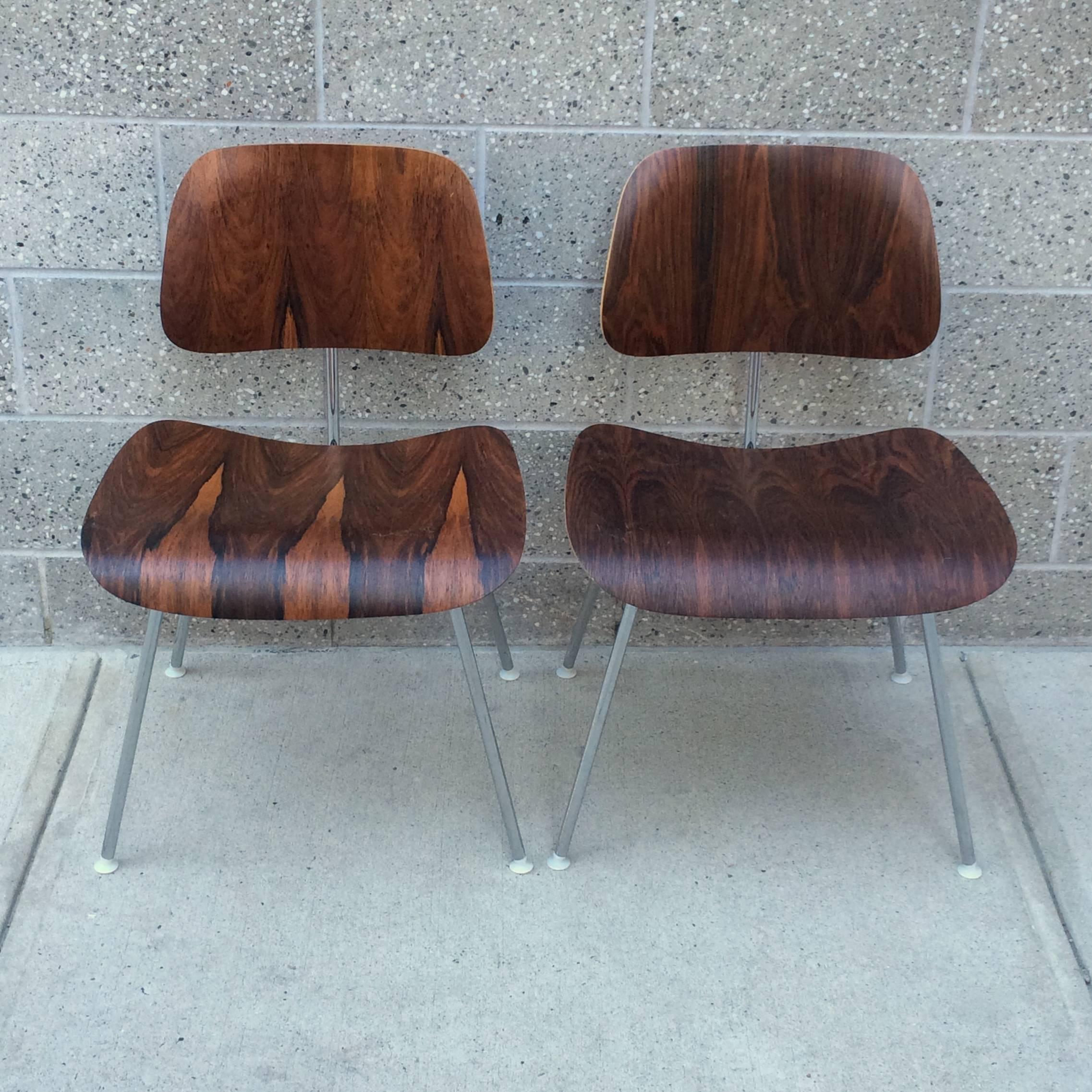 Mid-Century Modern Pair of Eames Rosewood DCM Chairs for Herman Miller