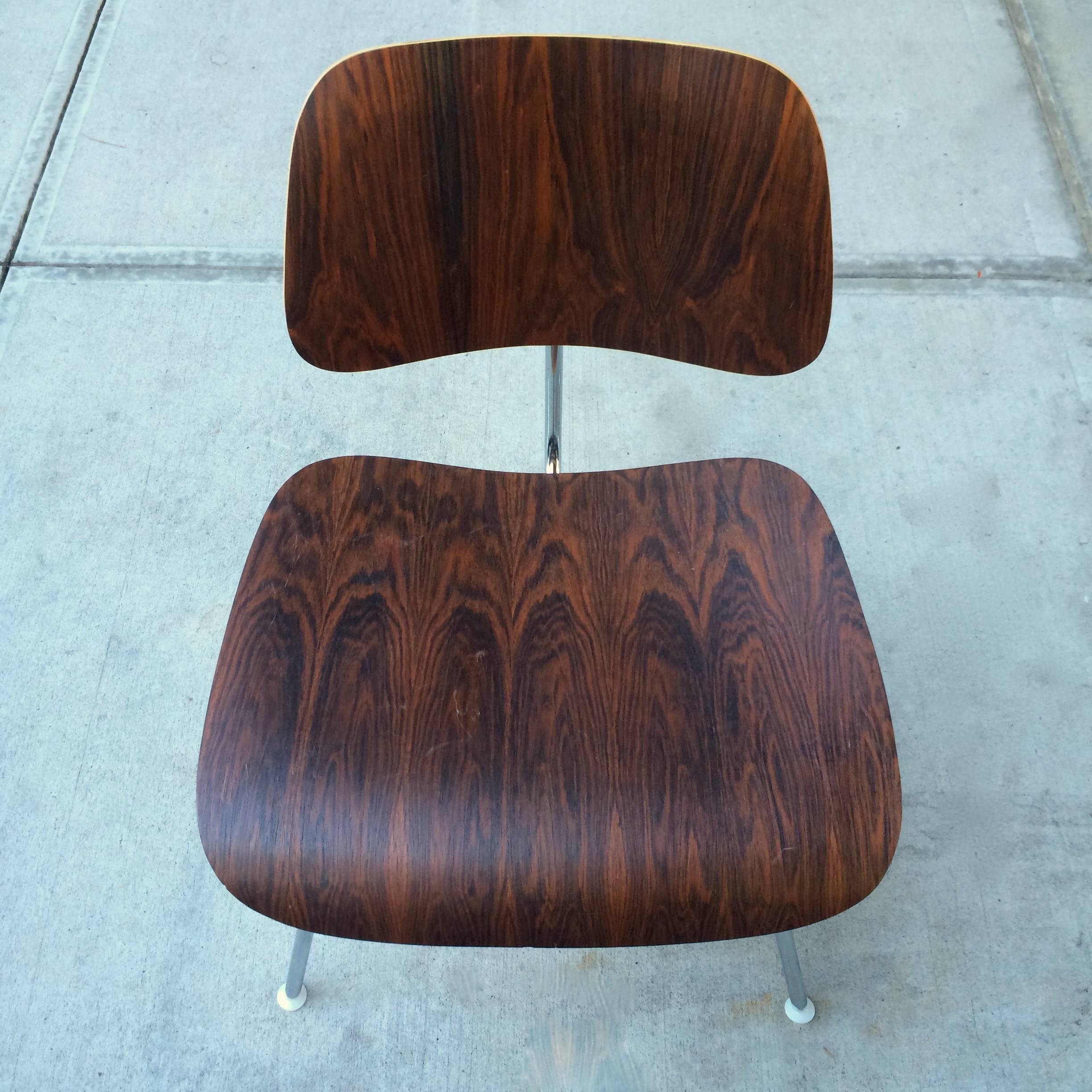 Pair of Eames Rosewood DCM Chairs for Herman Miller In Excellent Condition In Brooklyn, NY