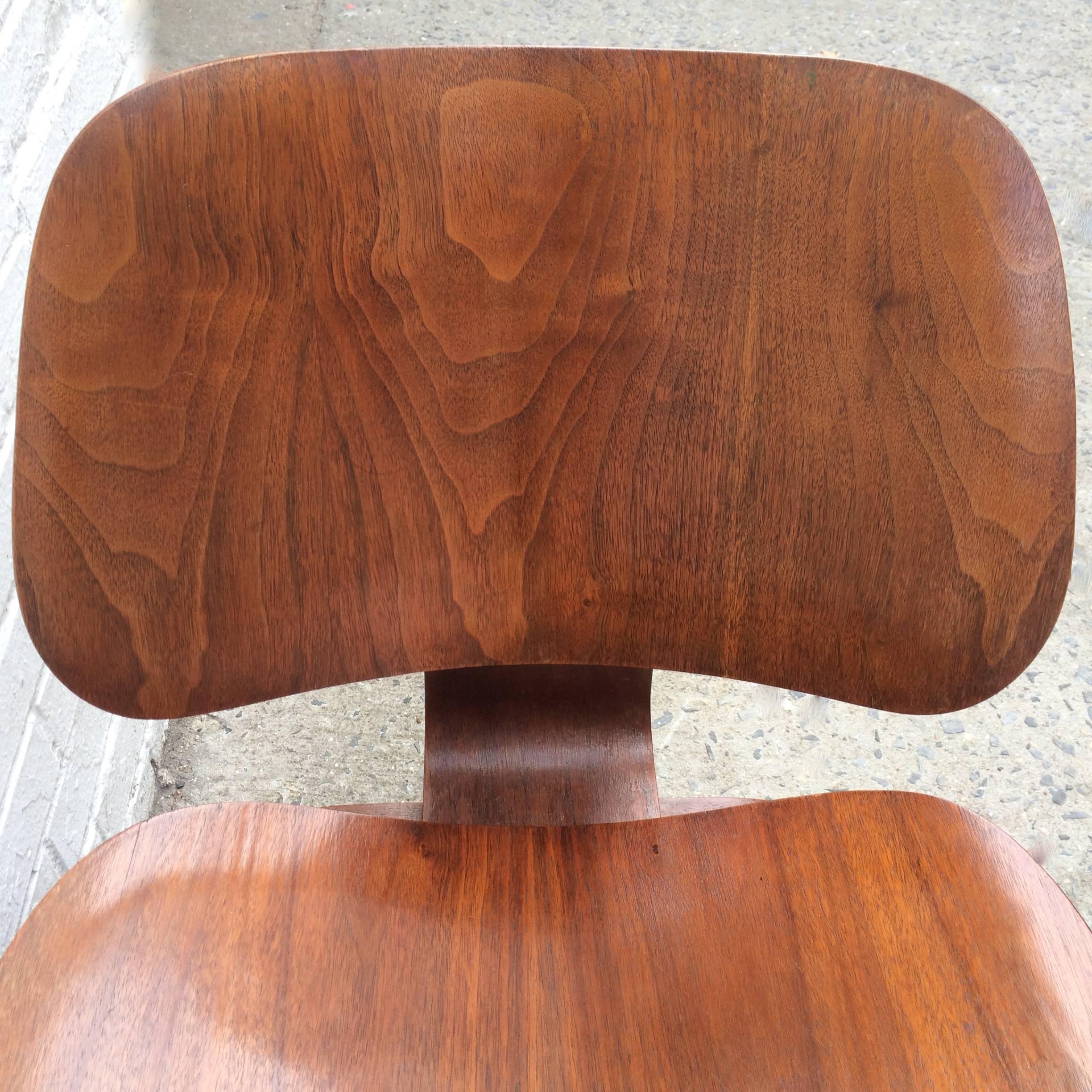 American Eames Evans Walnut LCW Chair