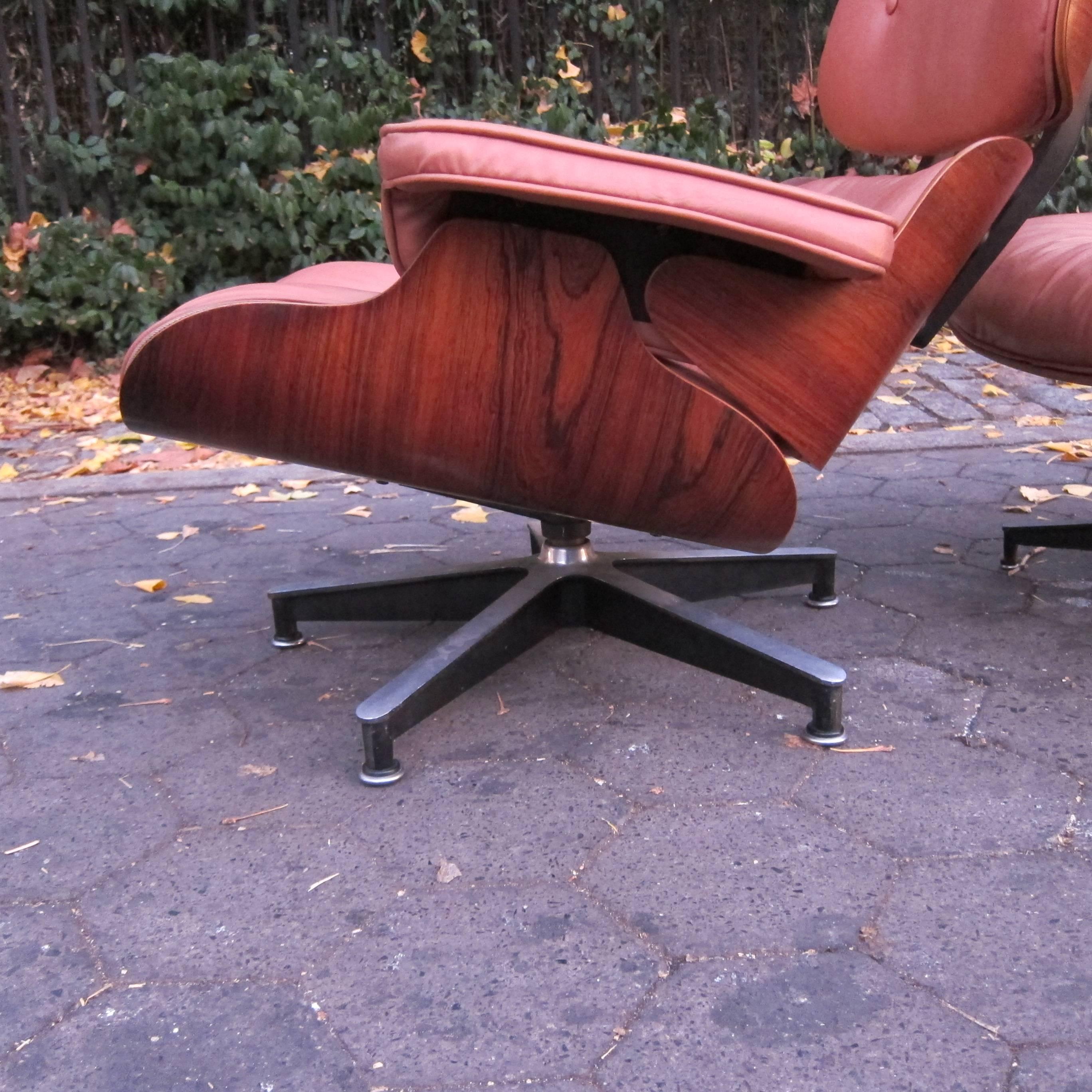 Herman Miller Eames Rosewood Lounge Chair and Ottoman 2
