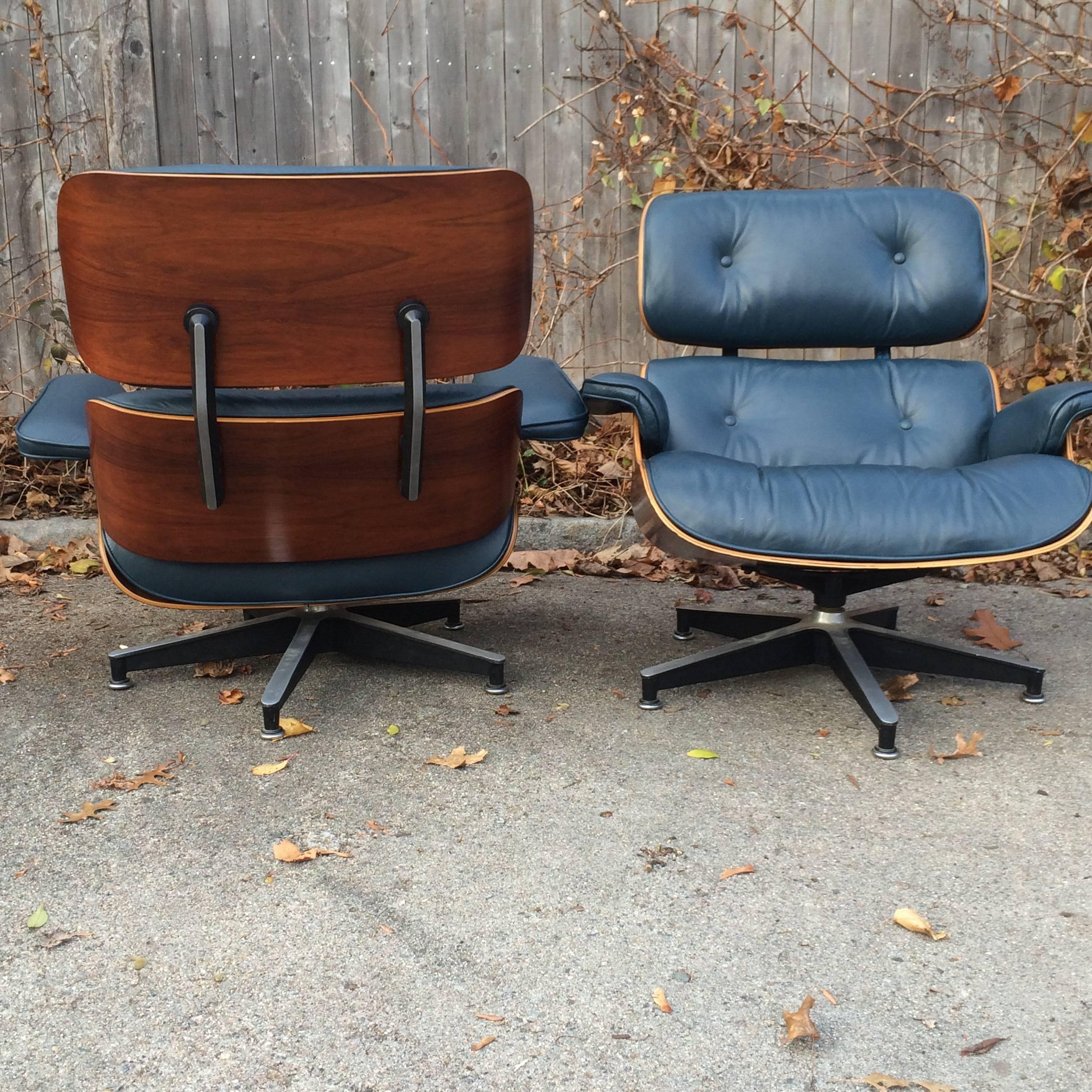 eames chair navy blue