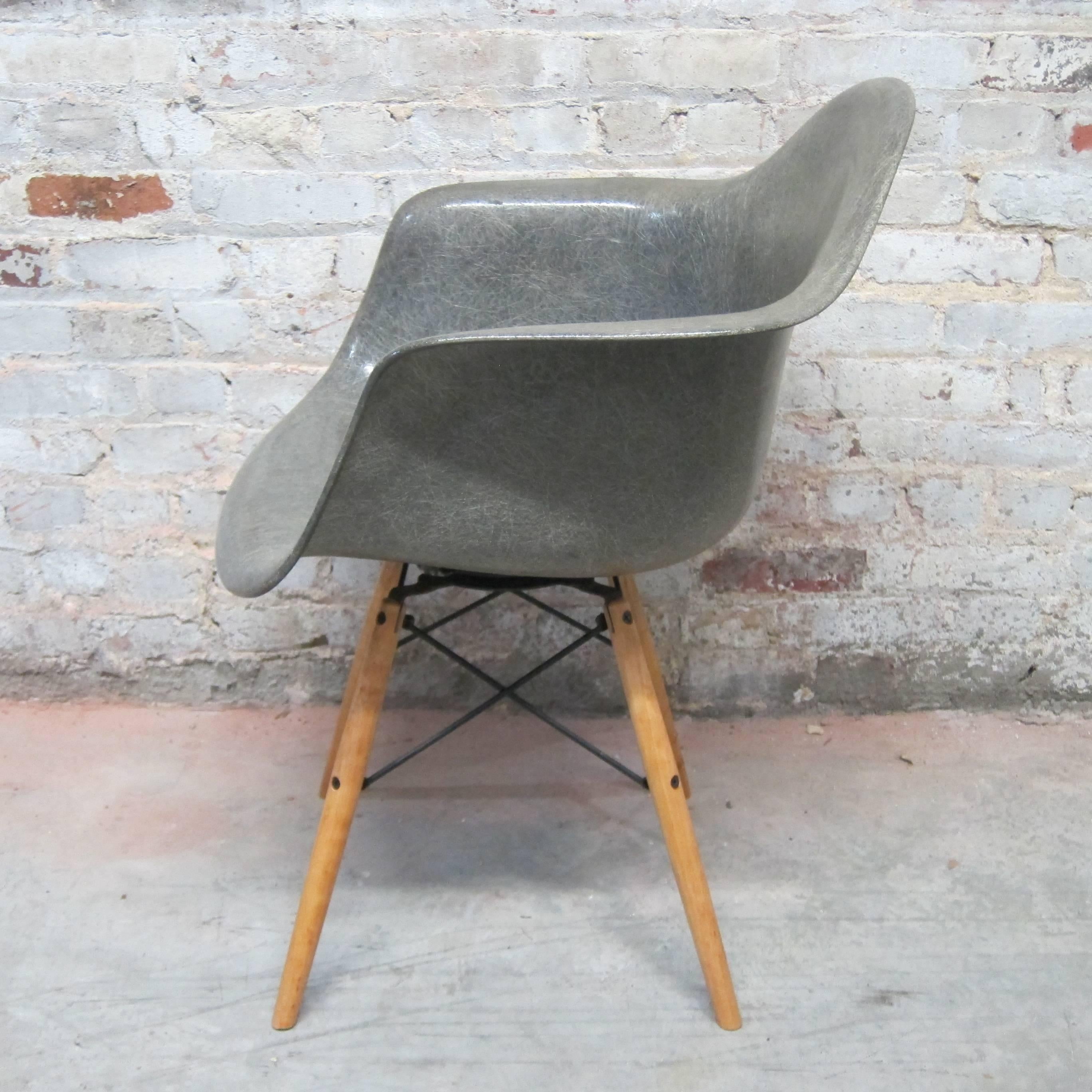 Eames Zenith rope edge PAW chair in elephant hide grey on rare Seng swivel base. The dowels are new and were custom sculpted to the same measurements. The shell is near mint with no fading or damage. The entire Zenith label remains intact. The shock