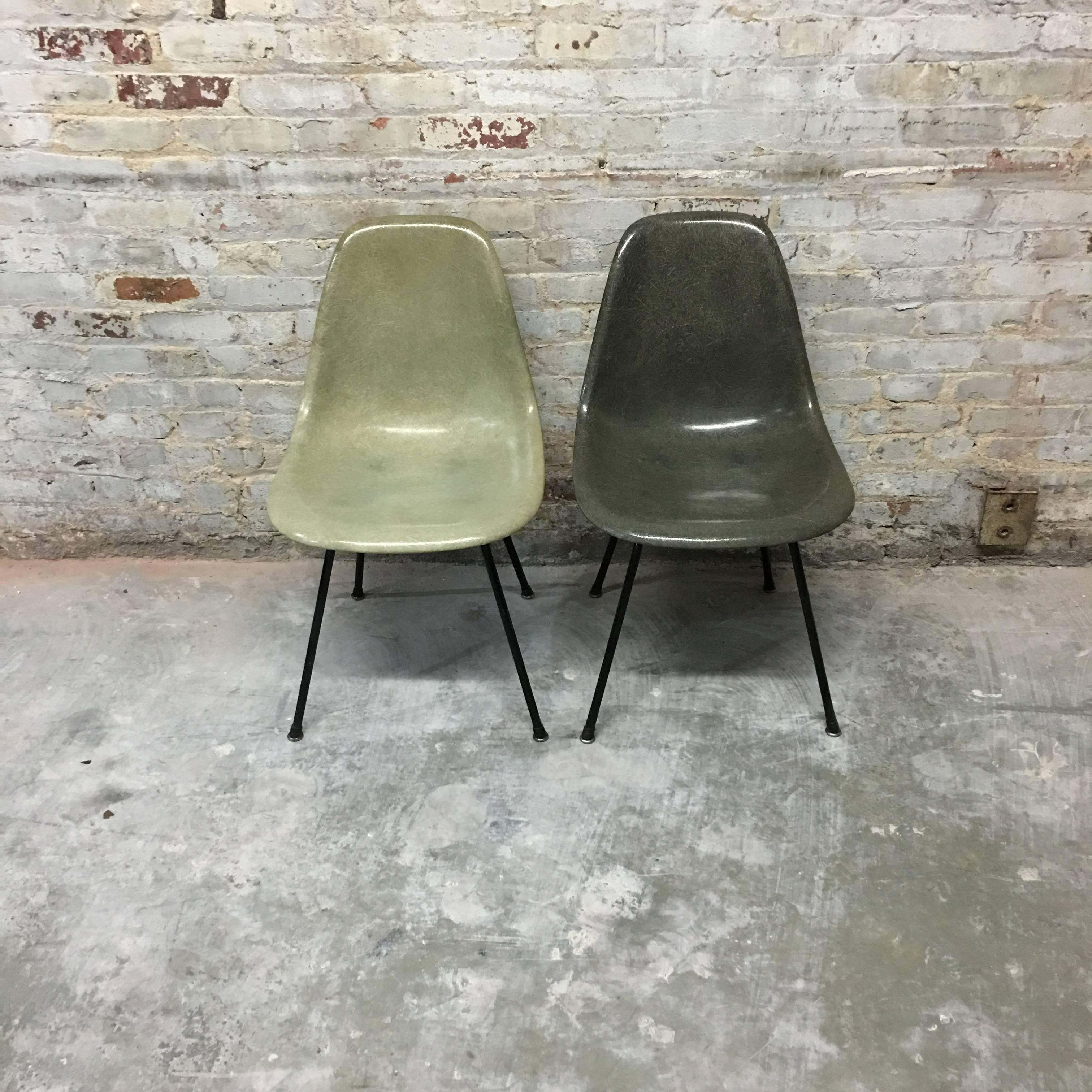 Early Zenith Plastics Eames Shells in Seafoam Green and Elephant Grey In Good Condition In Brooklyn, NY