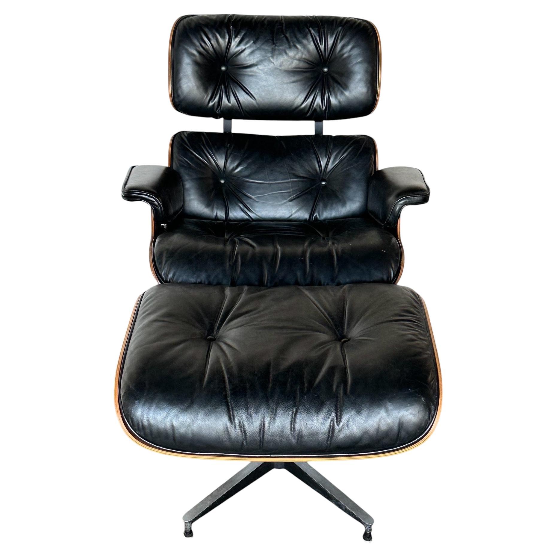 Splendida sedia da salotto e ottomana Herman Miller restaurata