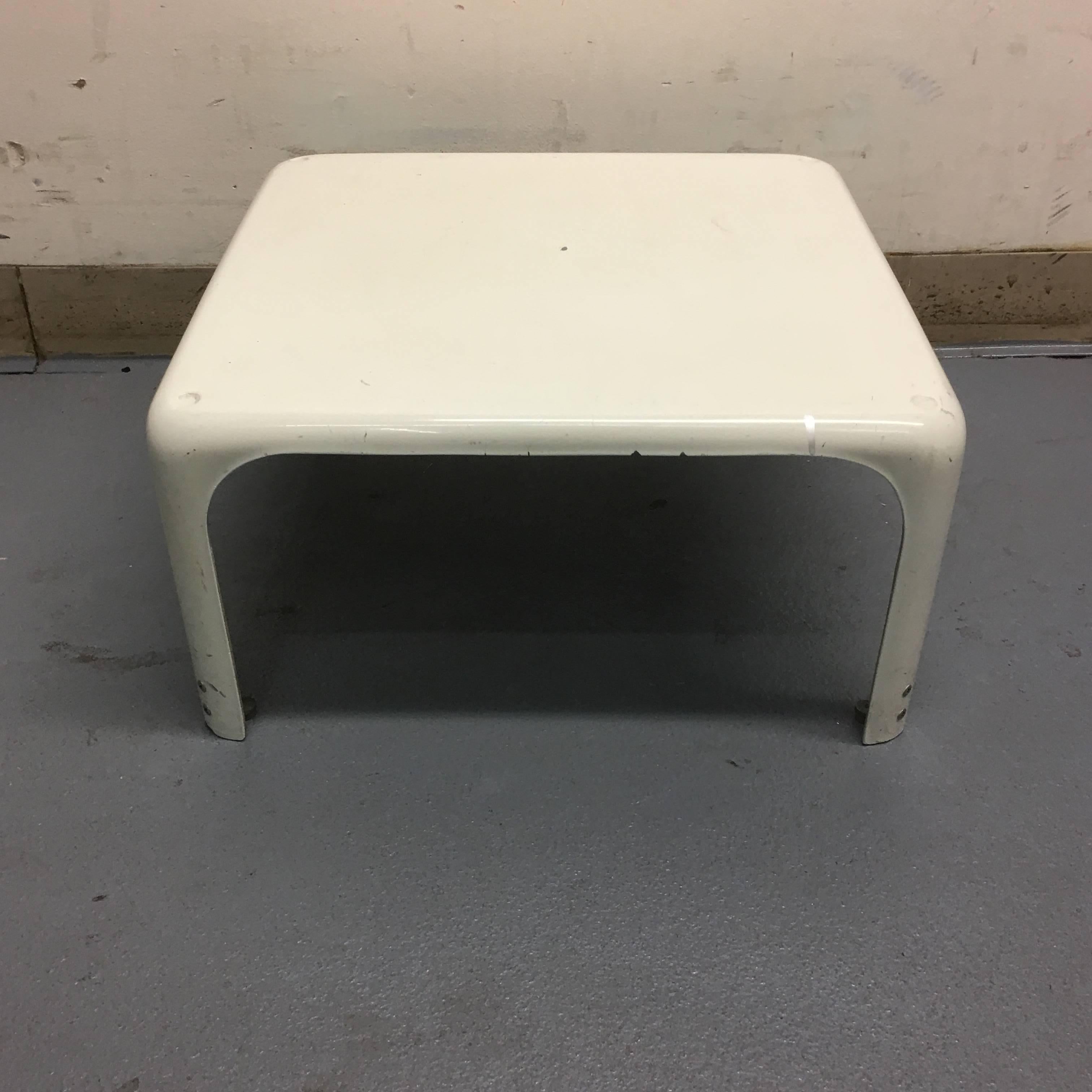 Demetrio 45 side table by Vico Magistretti for Artemide. Plastic/fiberglass. In good vintage condition with normal wear. No cracks.