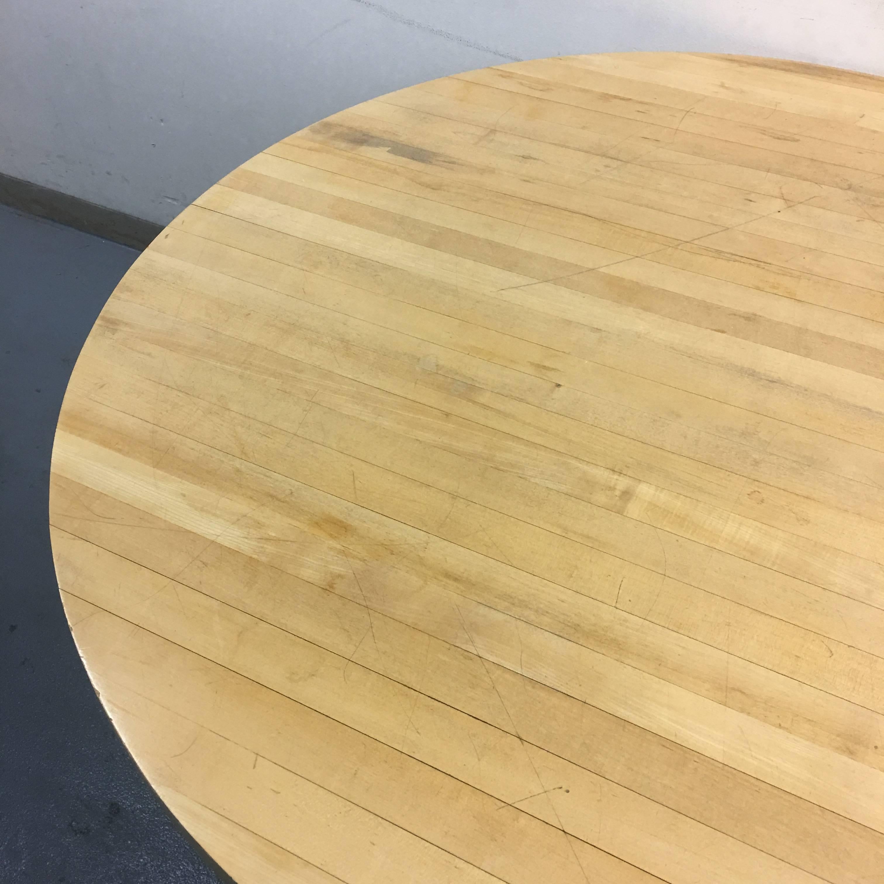 Modern Butcher Block Dining Table In Good Condition In Brooklyn, NY
