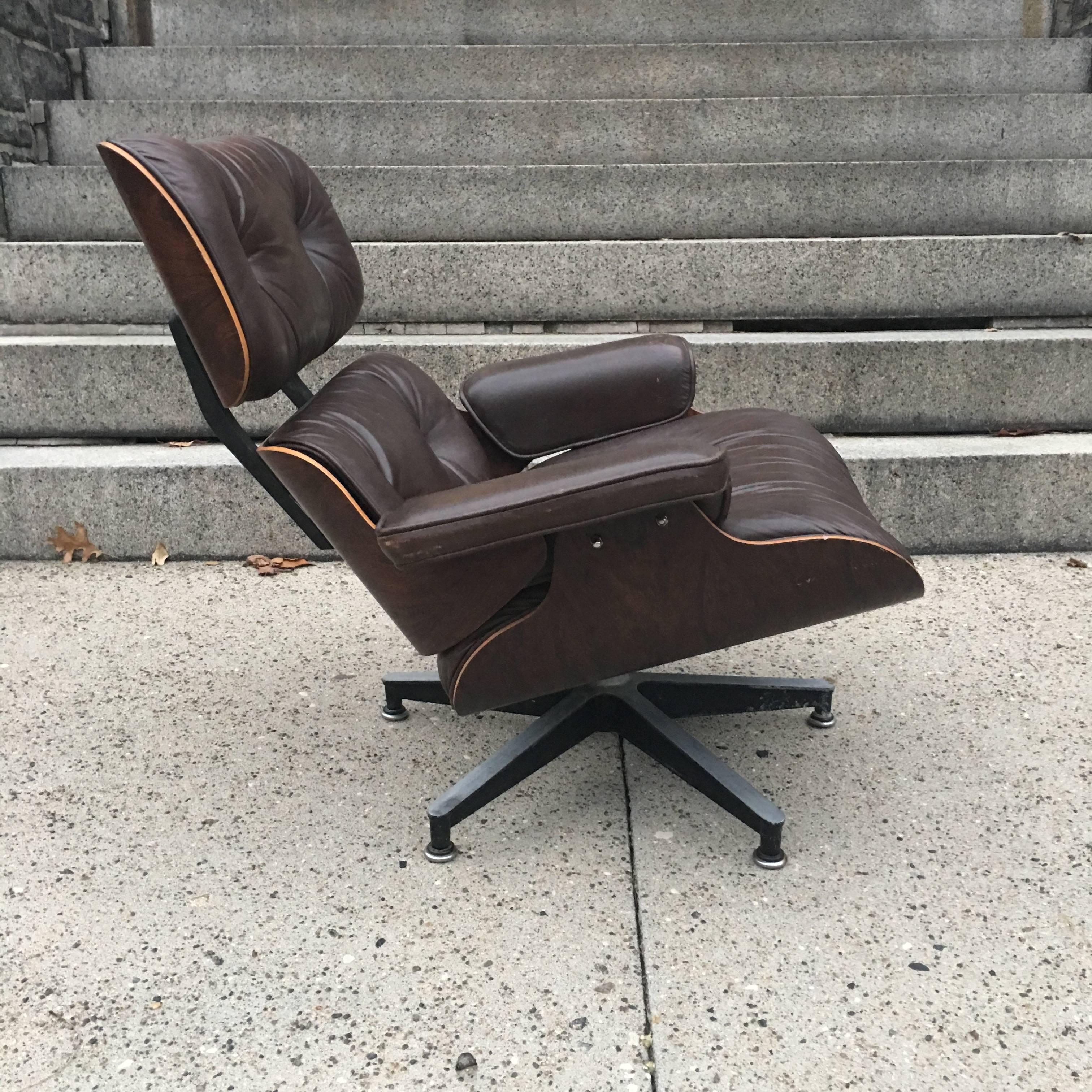 Aluminum Gorgeous Herman Miller Eames 670 Lounge Chair in Brazilian Rosewood