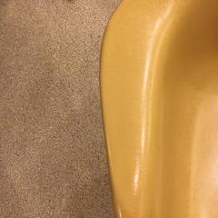 Herman Miller Eames Swivel PAC Sessel