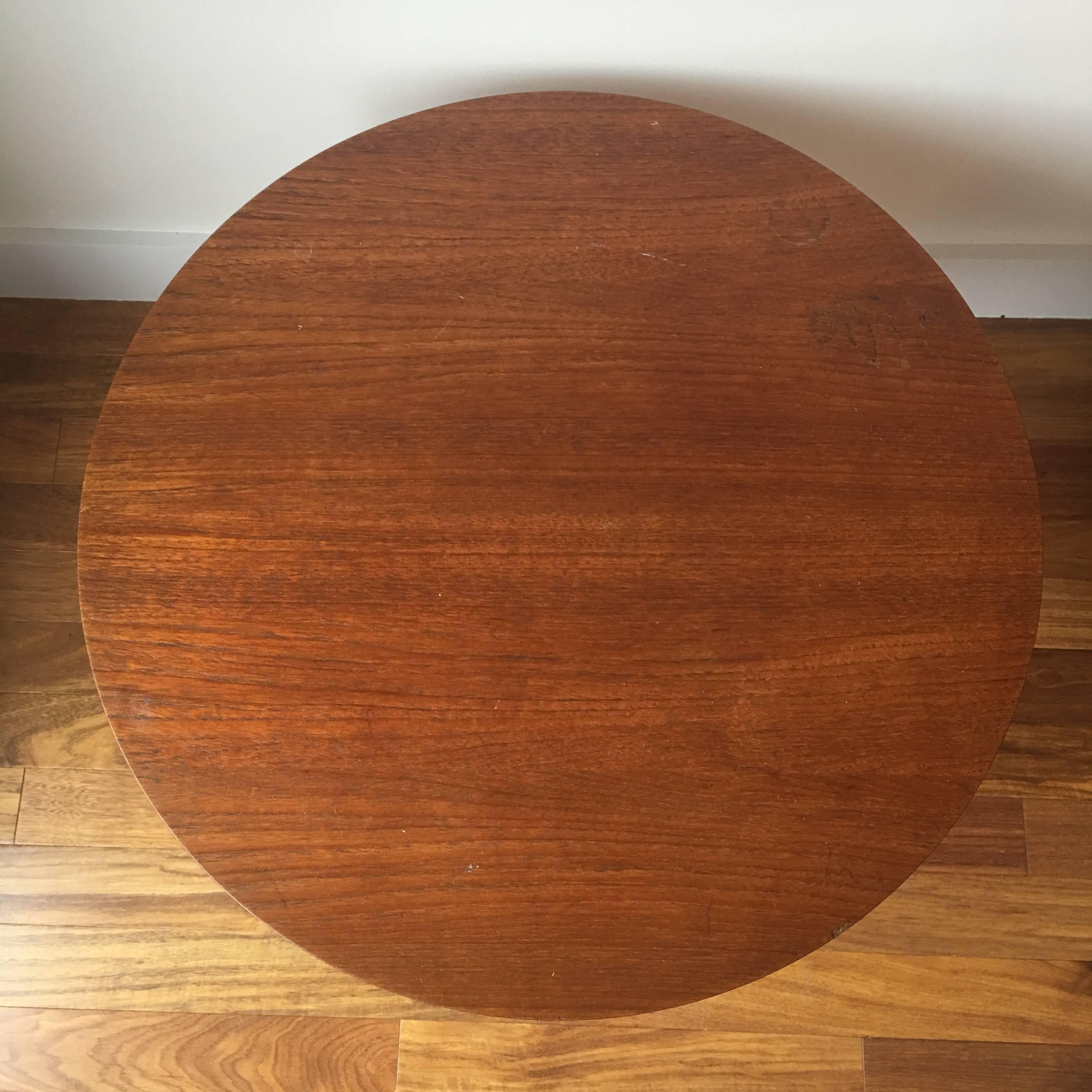 Scandinavian Modern Arne Jacobsen for Fritz Hansen Teak Coffee Table