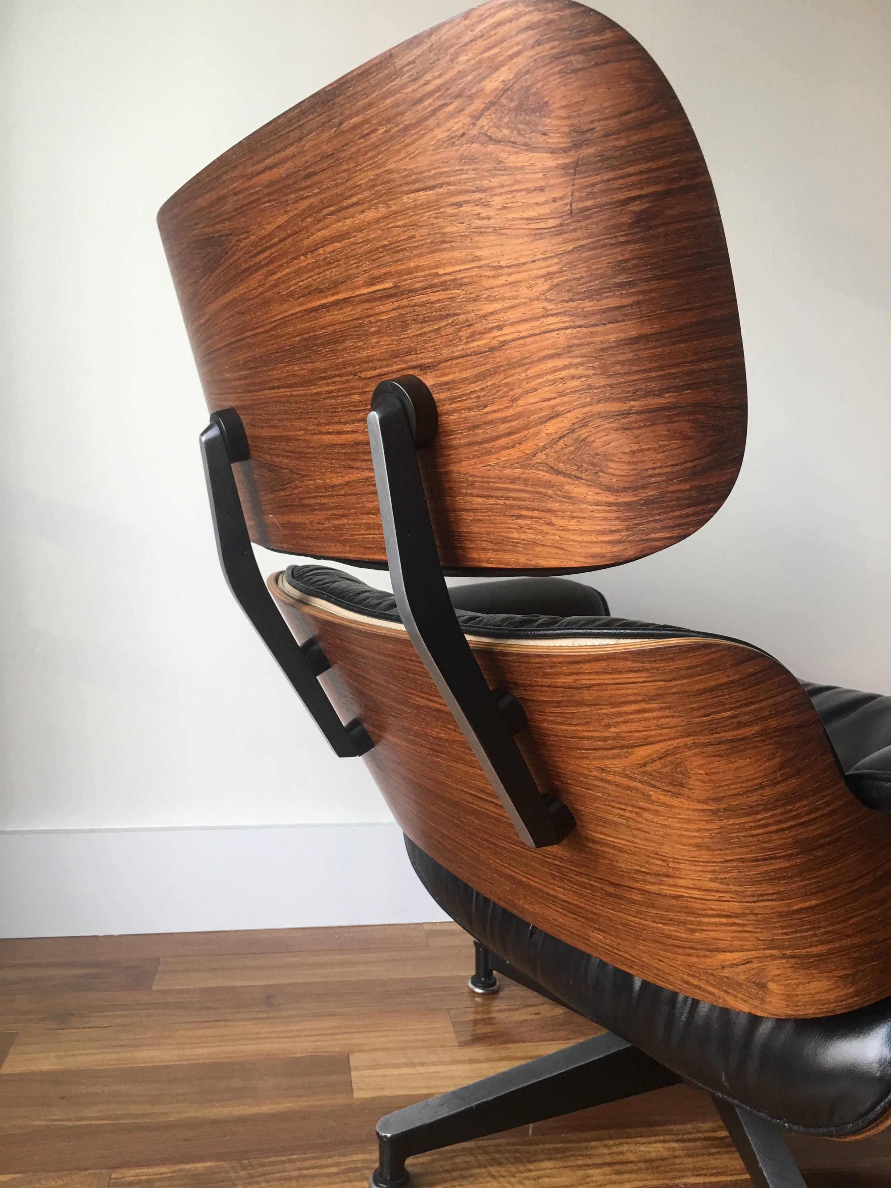 Mid-Century Modern Herman Miller Eames Rosewood Lounge Chair and Ottoman