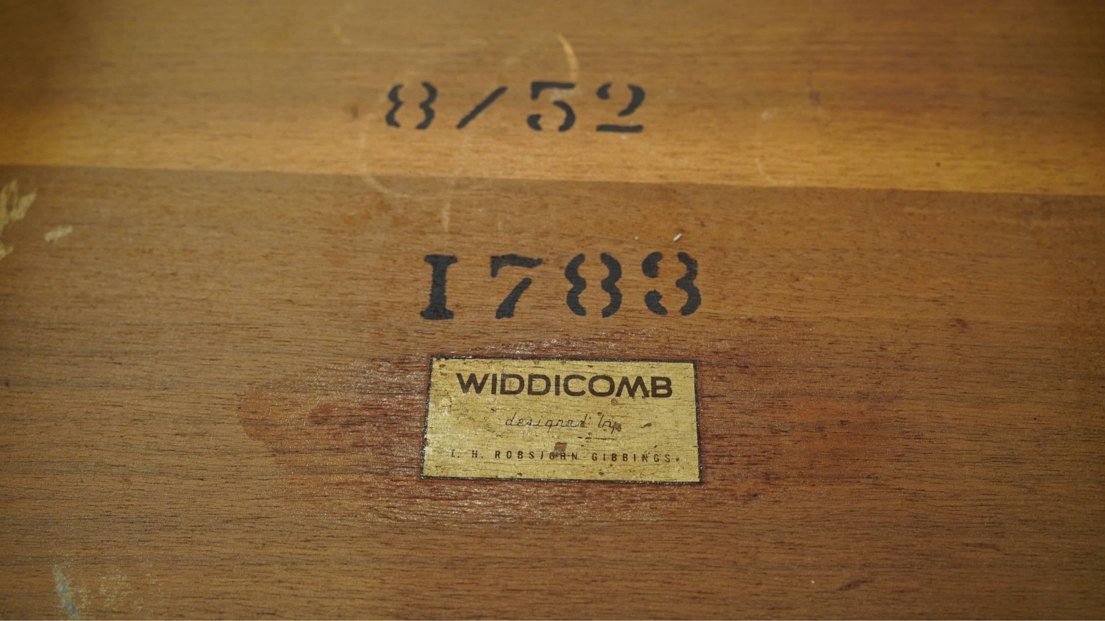 Pair of Nesting Tables by T.H. Robsjohn-Gibbings for Widdicomb 1