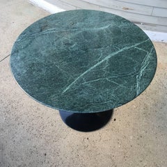 Spectacular Eero Saarinen Tulip Dining Table in Verdi alpi marble